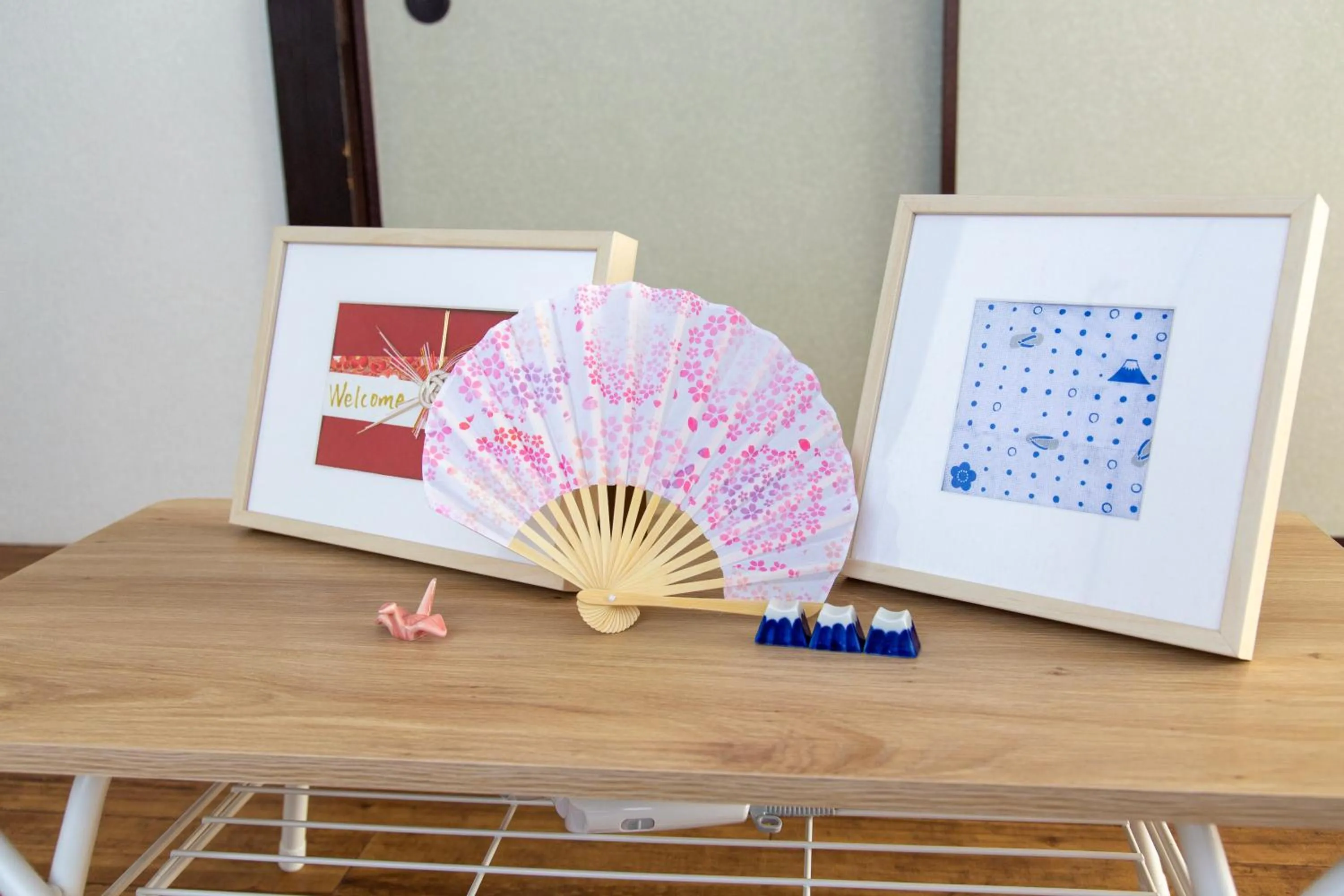 Guest House GORILLA!