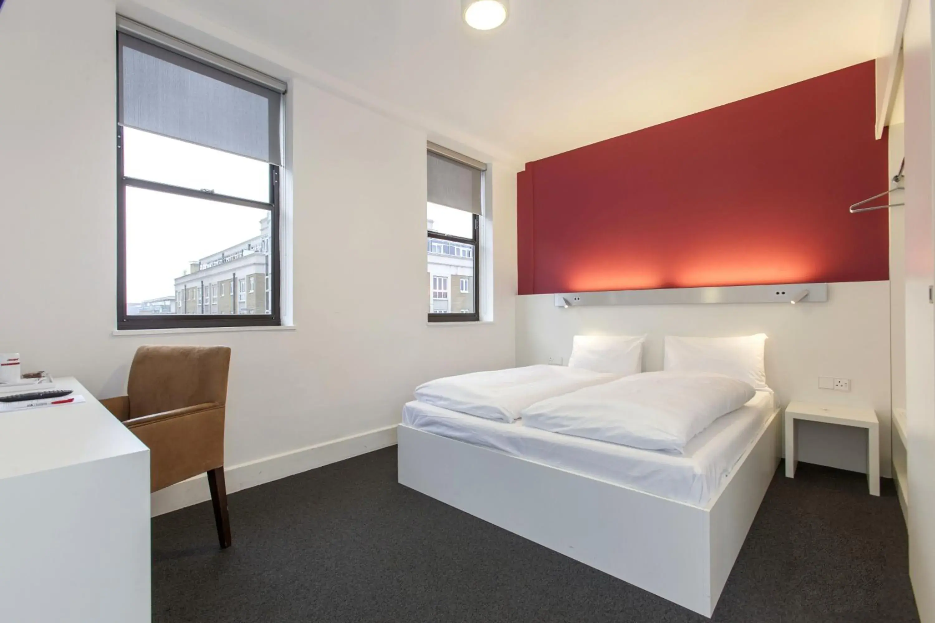 Comfort Twin Room in mk hotel london Comfort Twin Room in mk hotel london