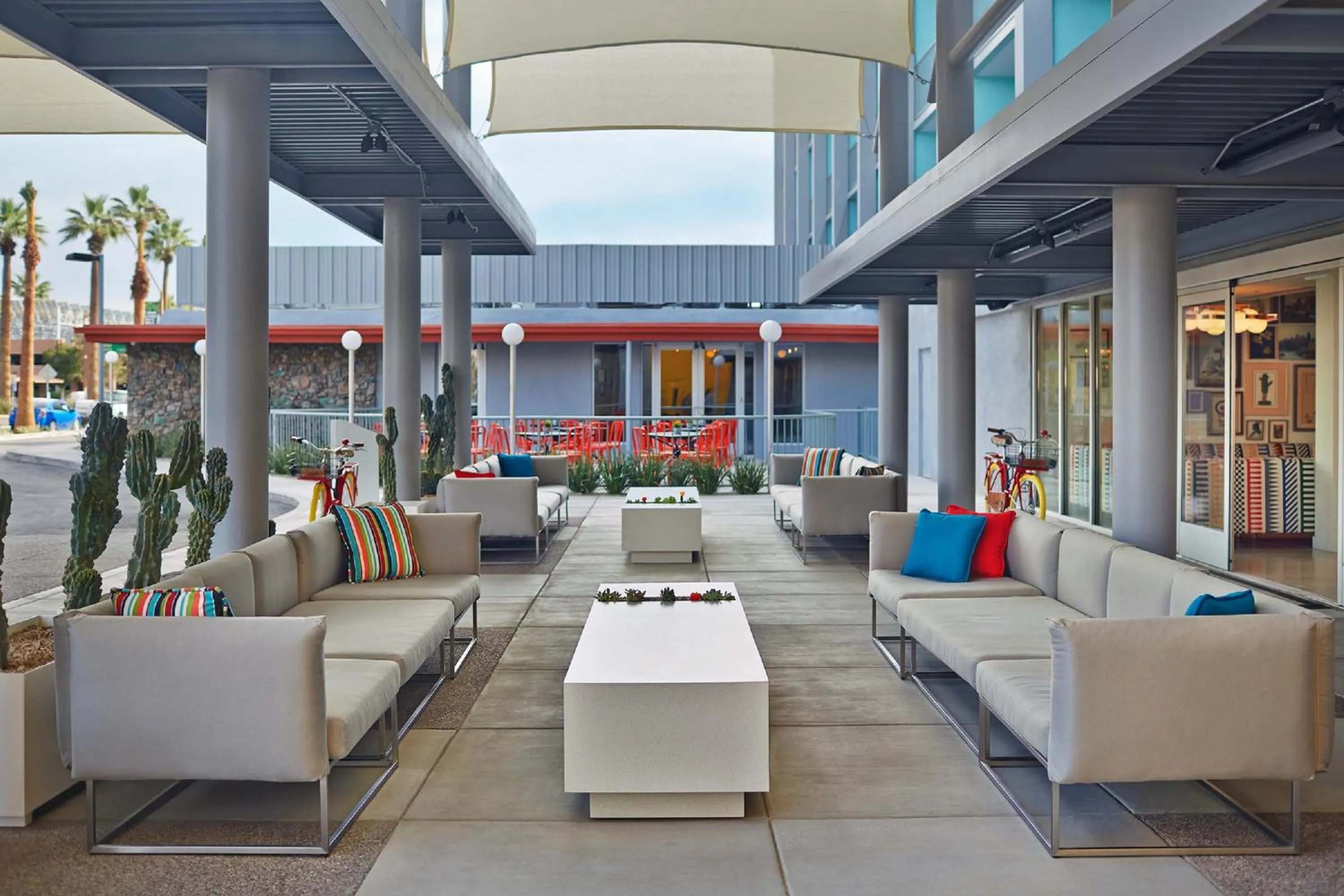 Patio in Graduate by Hilton Tempe