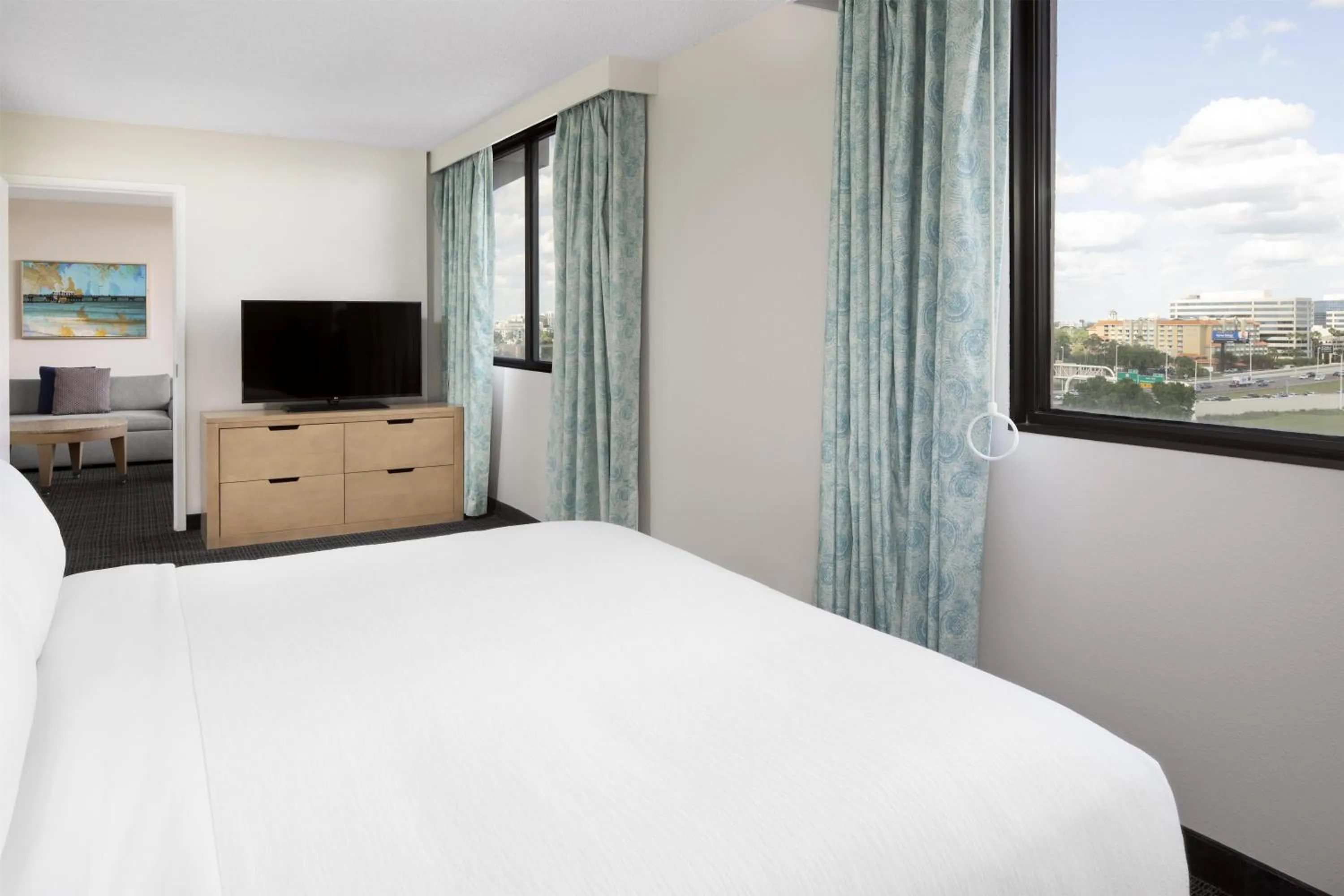 Bed in Embassy Suites by Hilton Tampa Airport Westshore