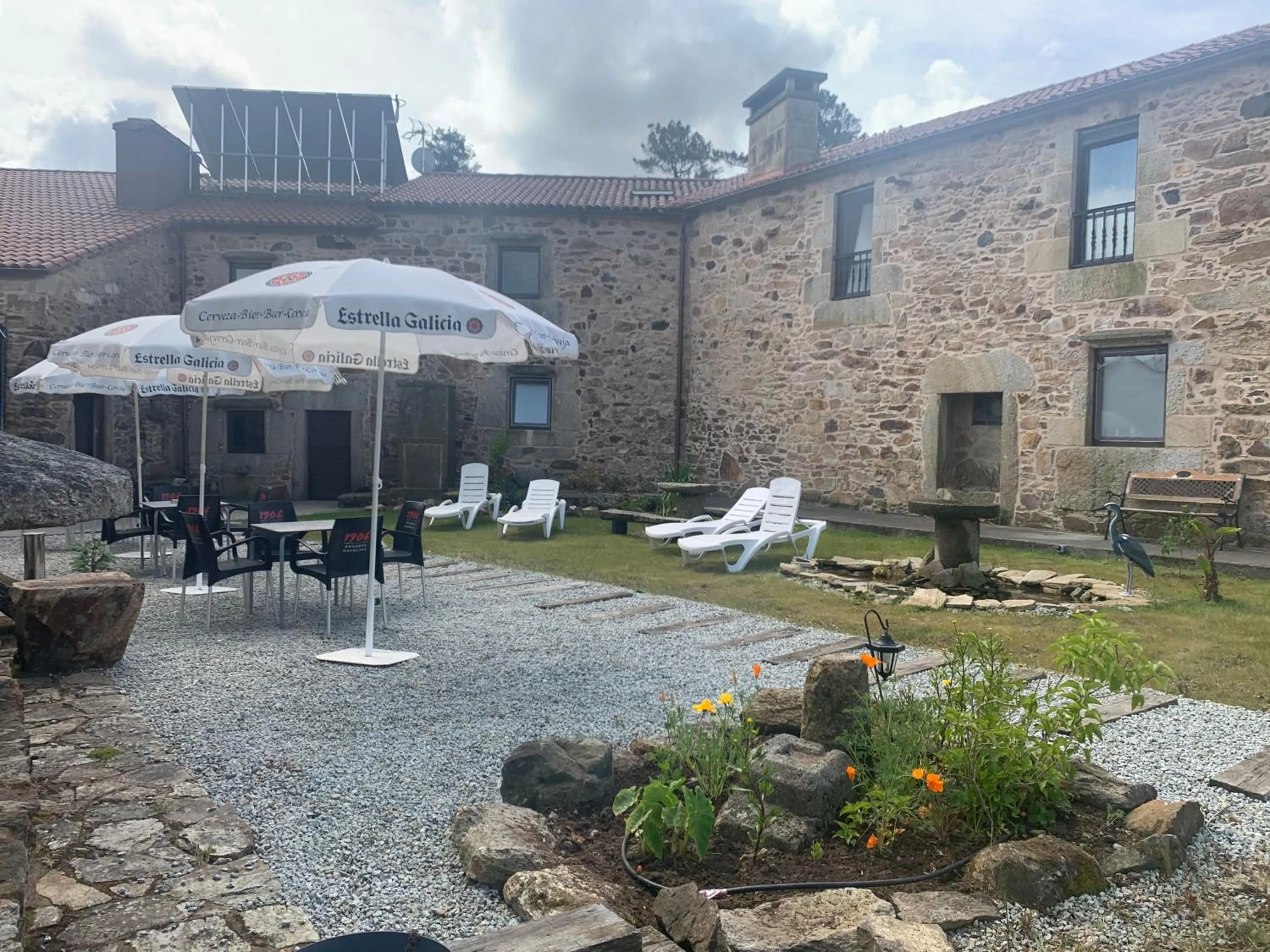 Garden in Albergue Ponte Olveira