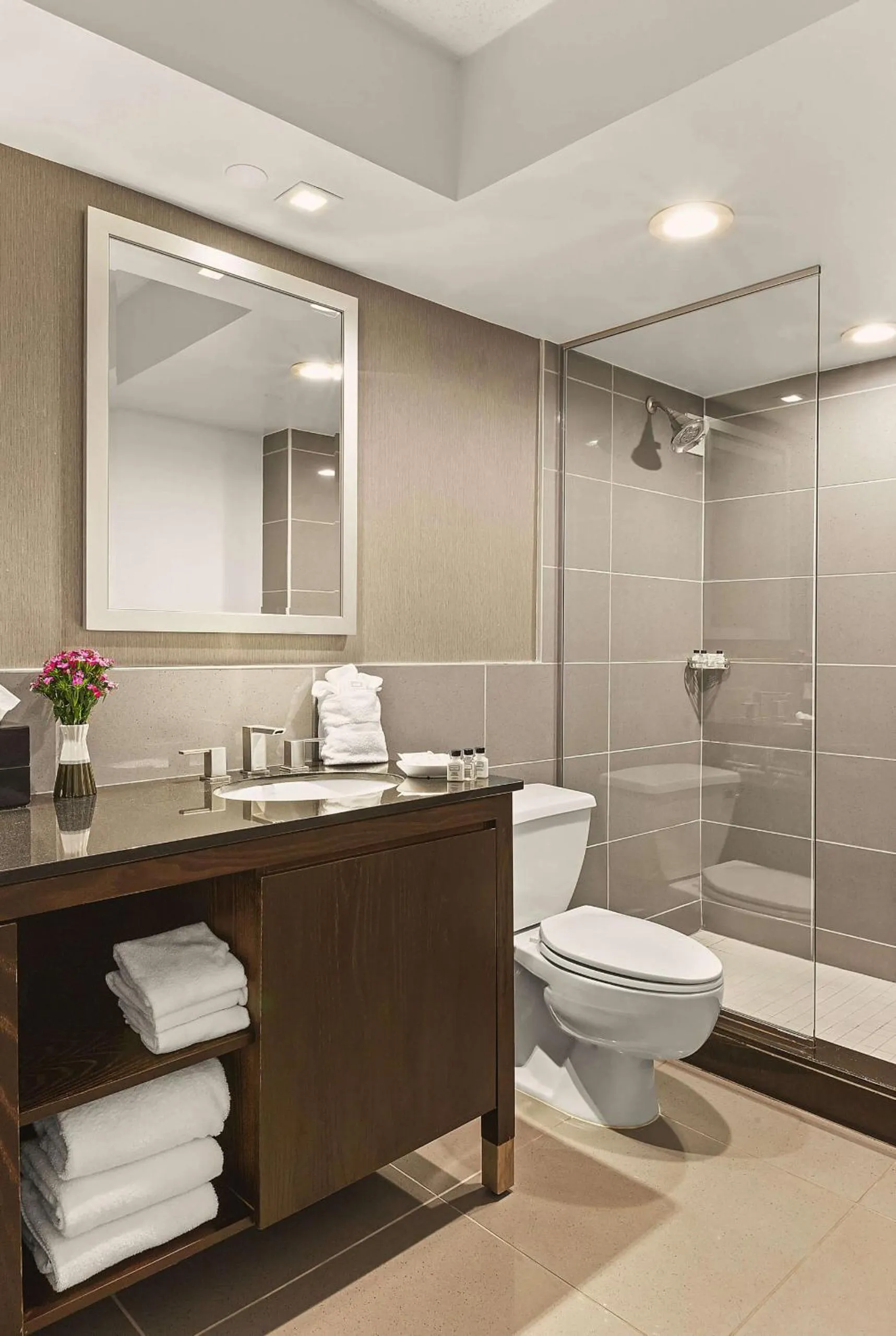 Bathroom in The Armon Stamford Hotel & Conference Center