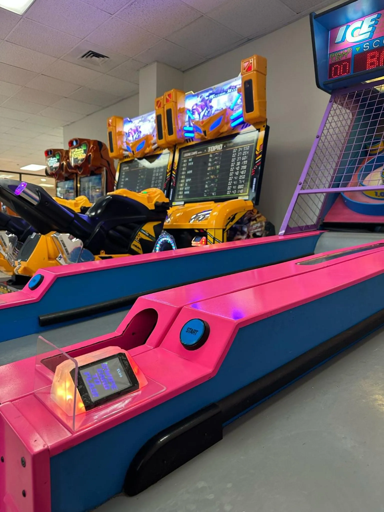 Game Room in The Armon Stamford Hotel & Conference Center