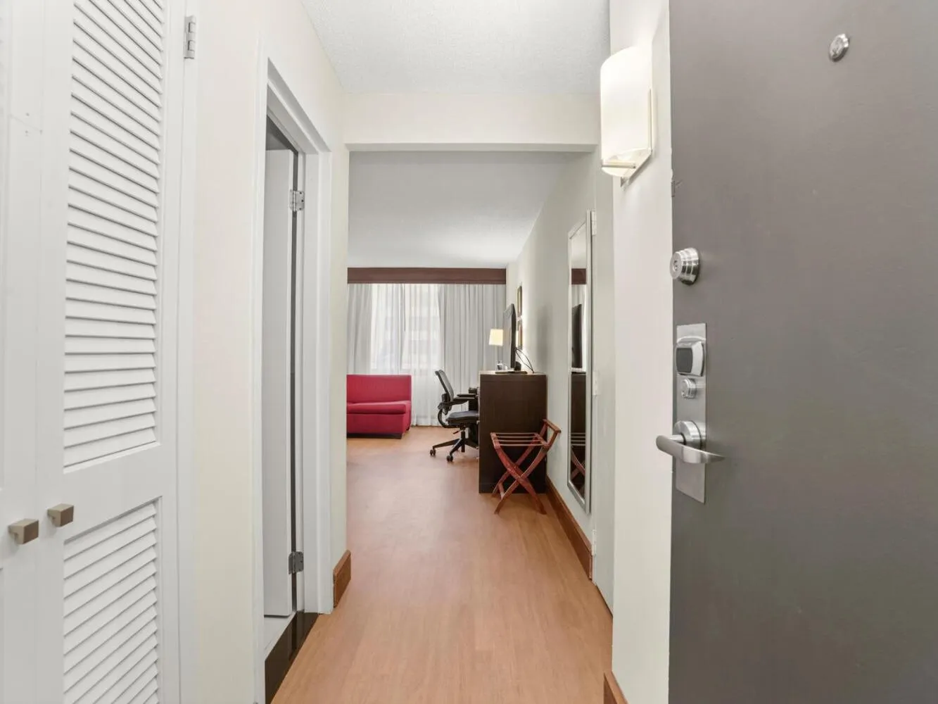 Photo of the whole room in The Armon Stamford Hotel & Conference Center