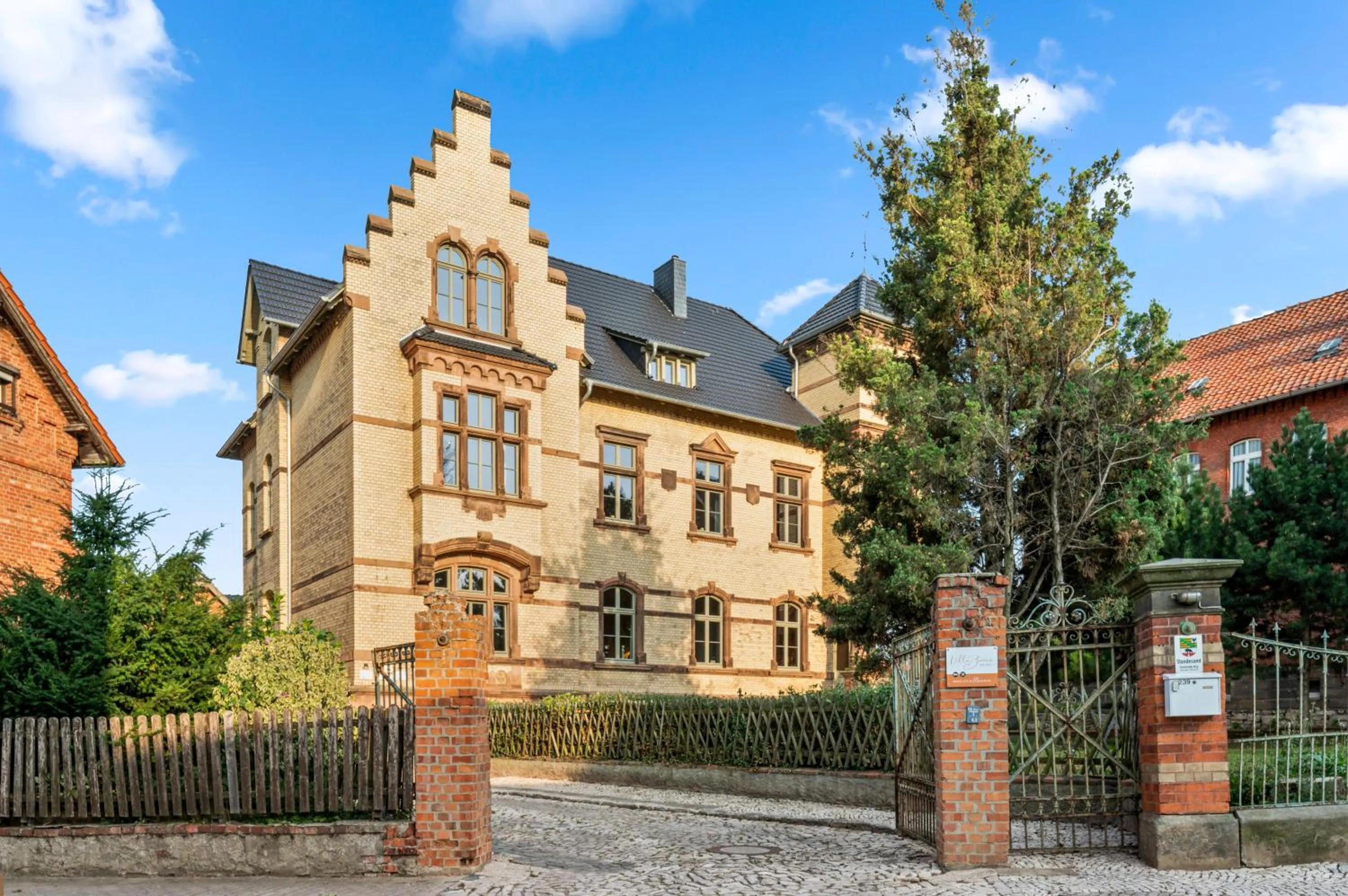 Property building in Villa Bianca am Huy