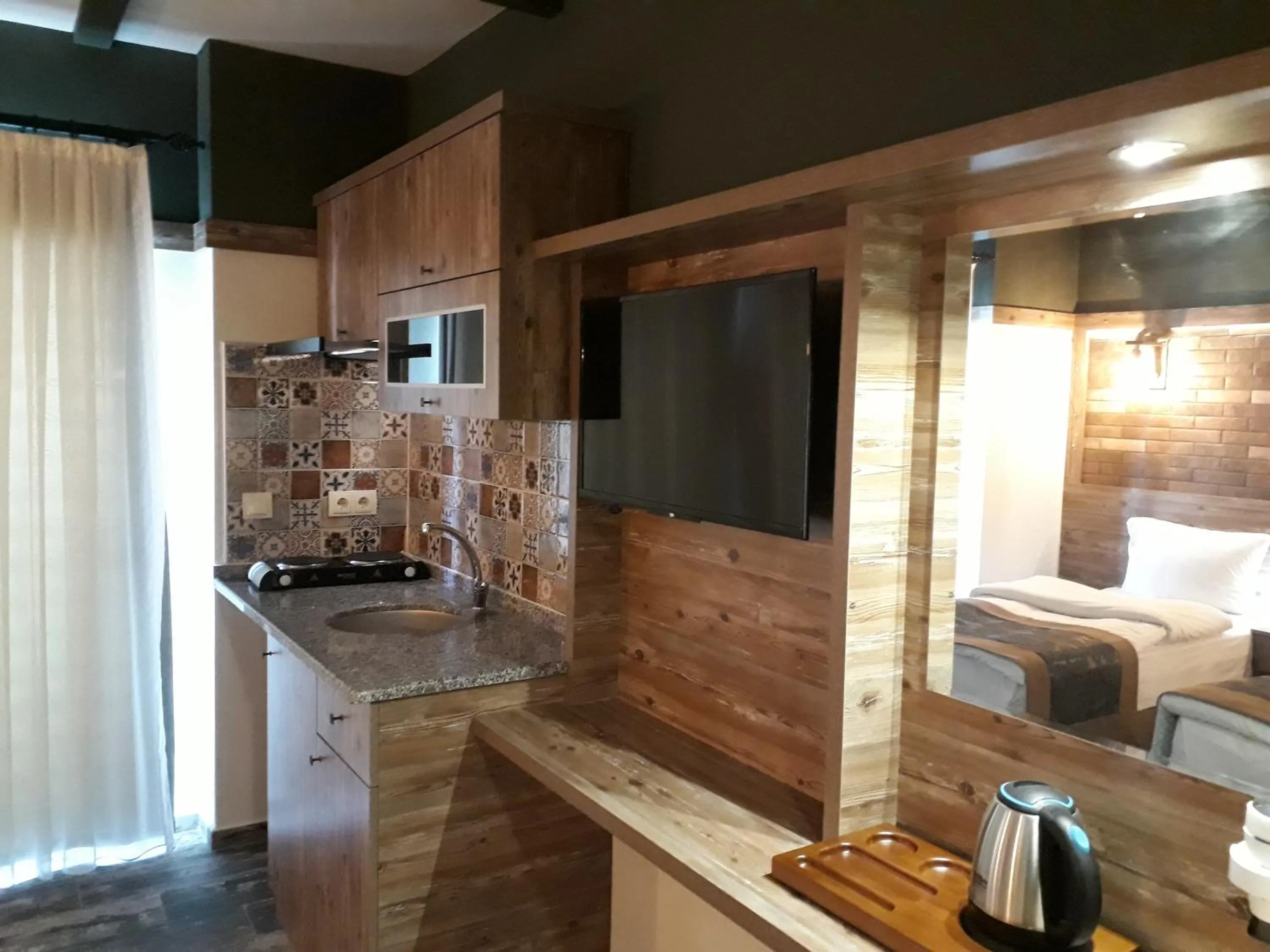 Coffee/tea facilities in THE SARIGERME INN