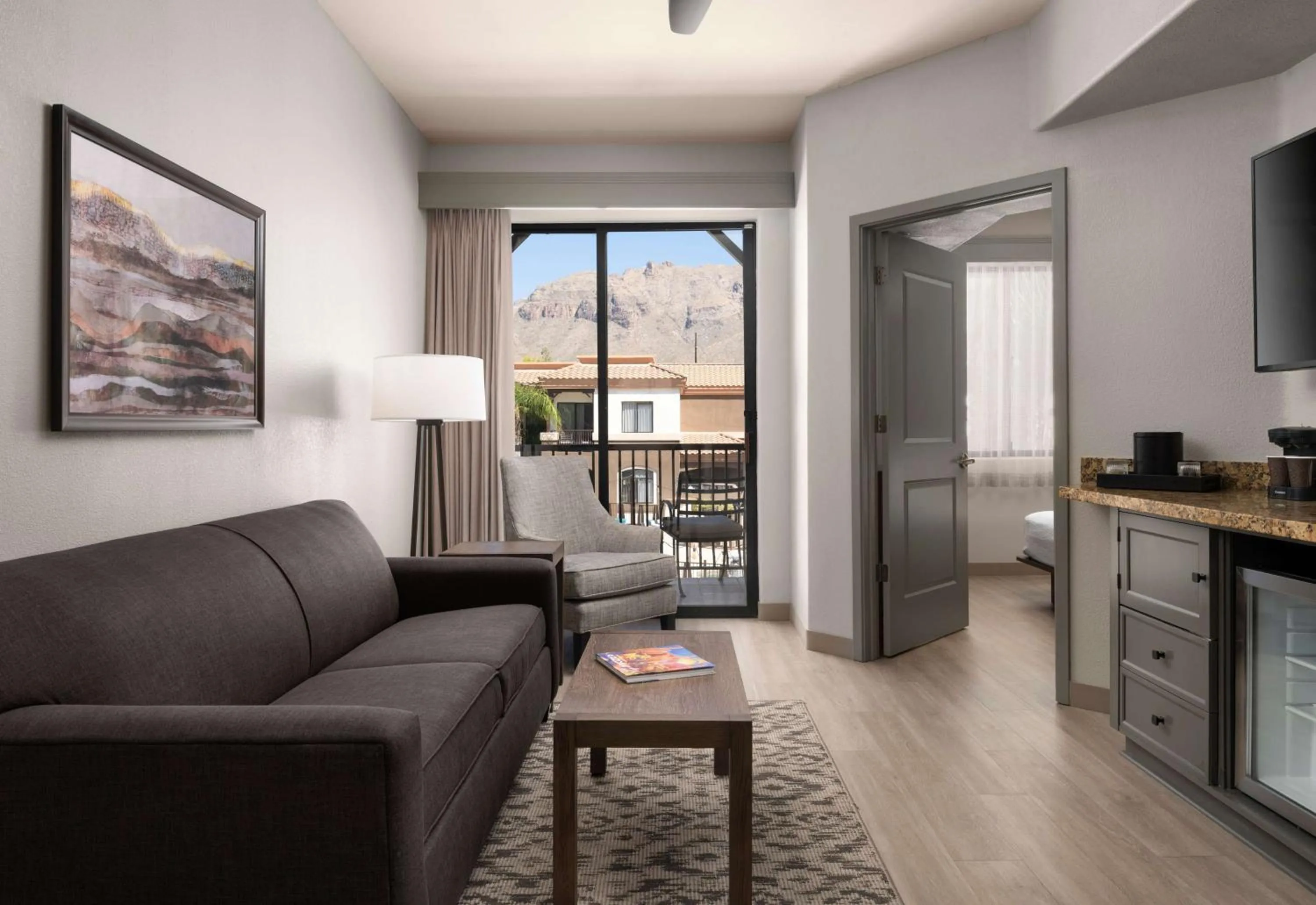 Living room in Embassy Suites Tucson - Paloma Village