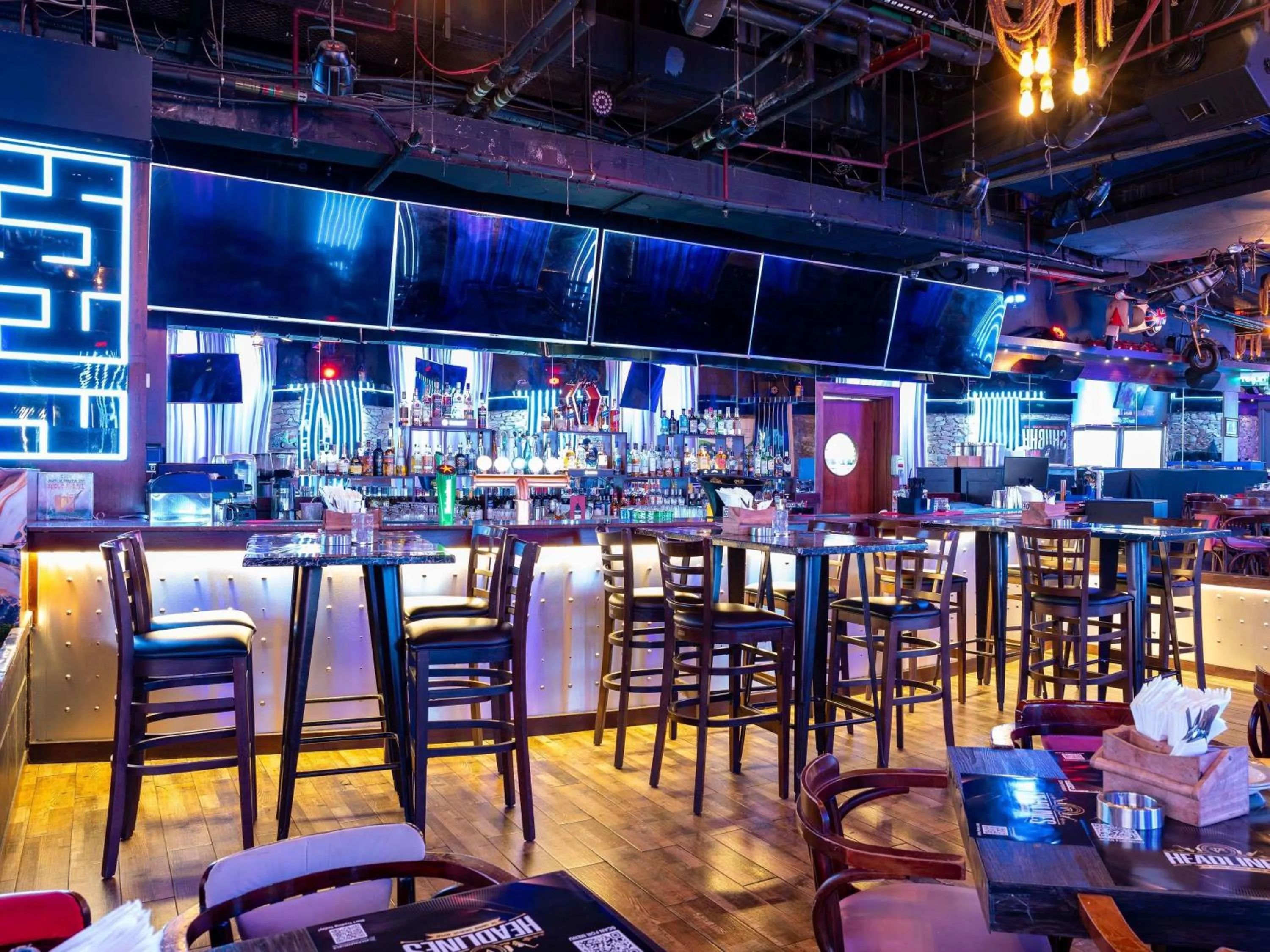 Lounge or bar in ibis Dubai World Trade Centre