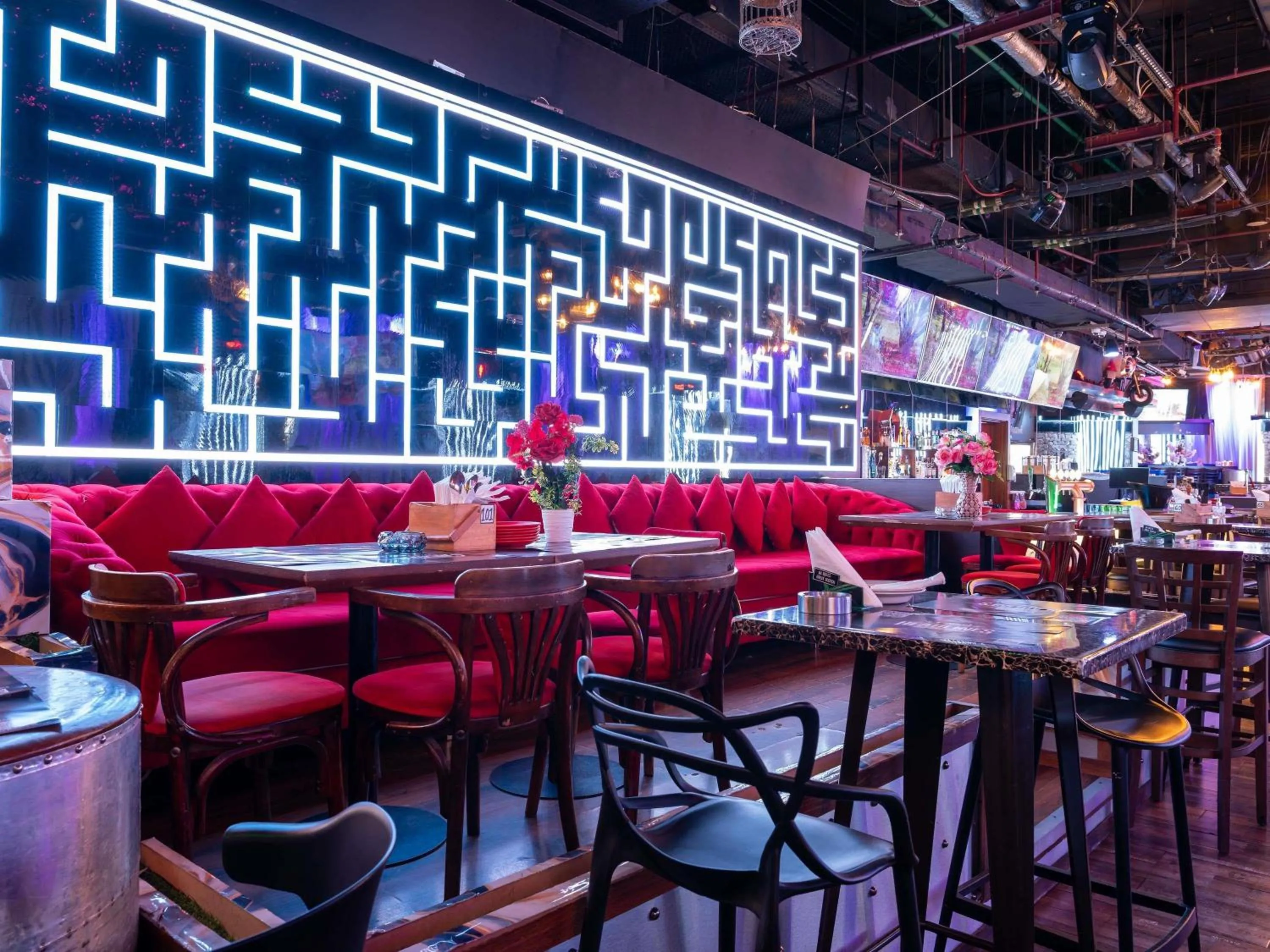 Lounge or bar in ibis Dubai World Trade Centre