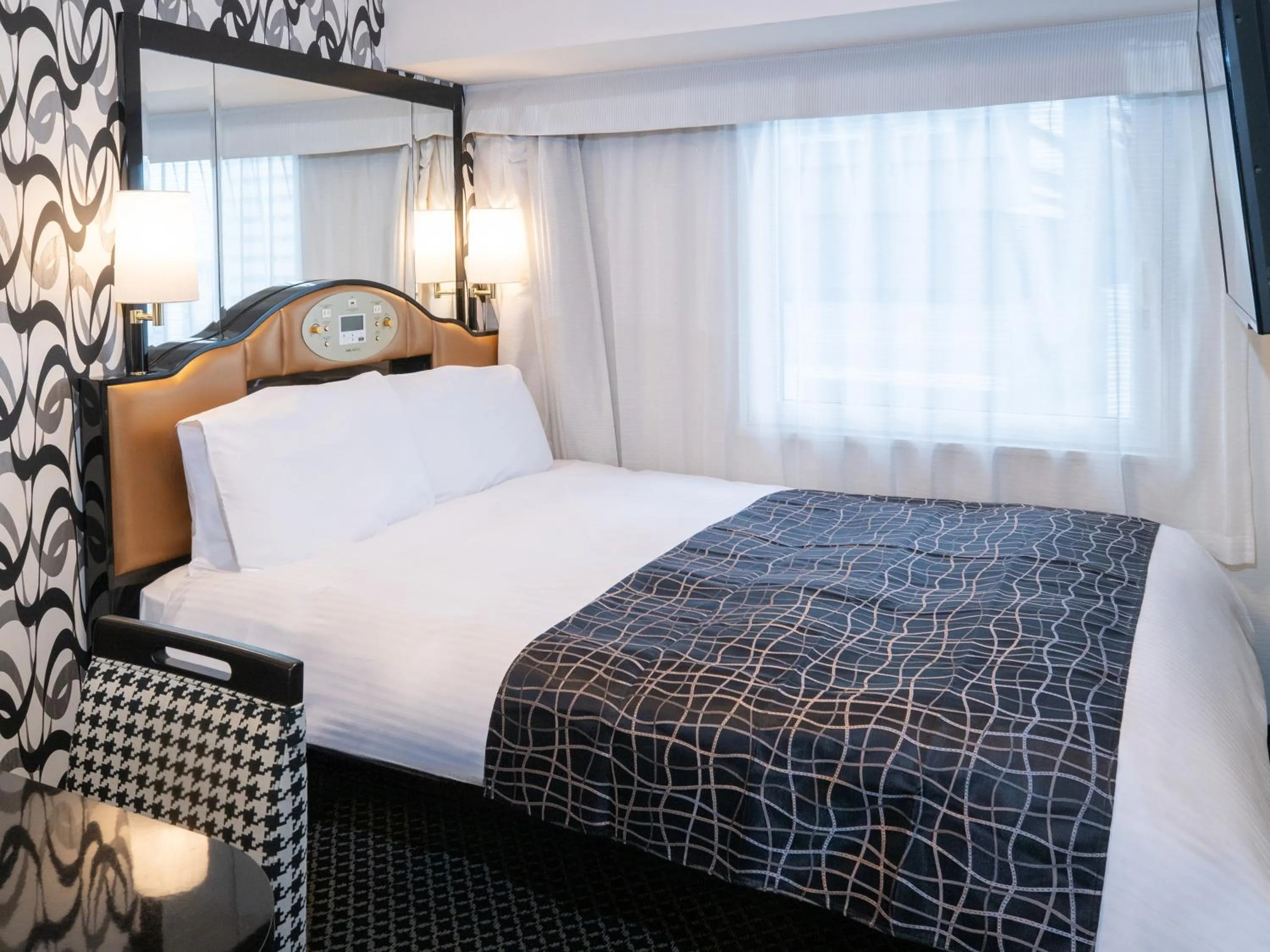 Bed in APA Hotel Shinjuku Kabukicho Chuo