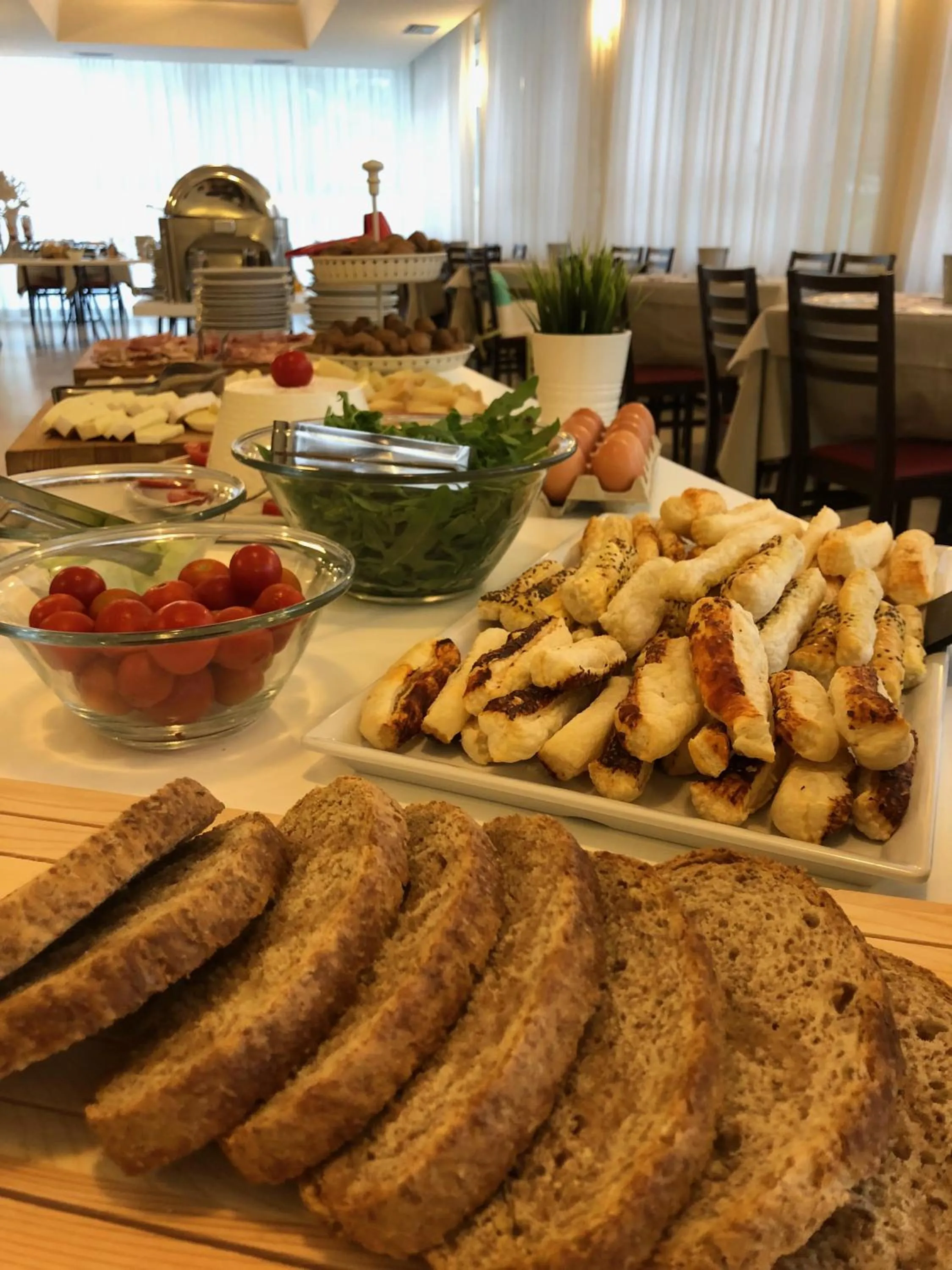 Breakfast in Hotel Little