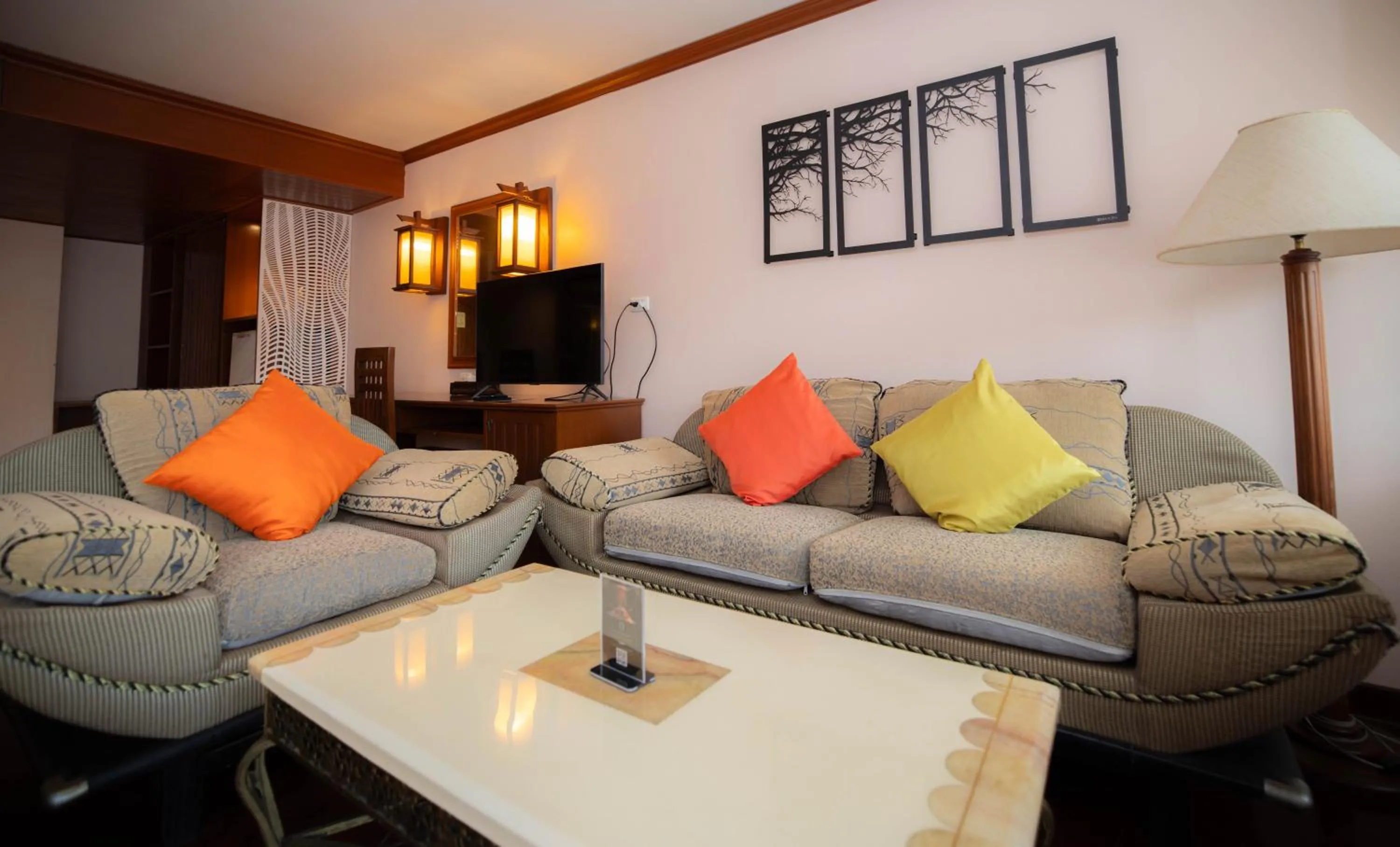 Baumanburi Hotel Patong