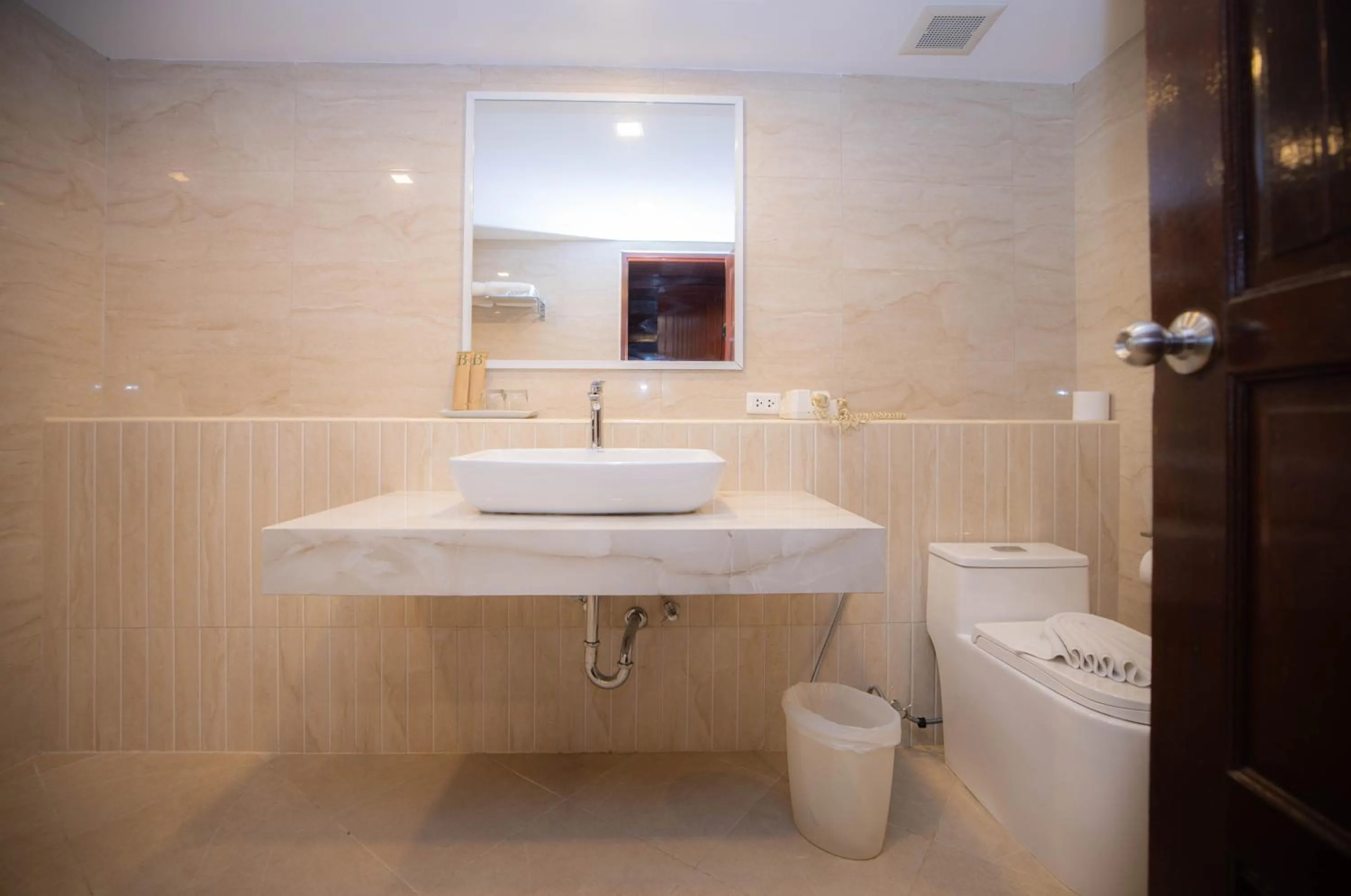 Baumanburi Hotel Patong