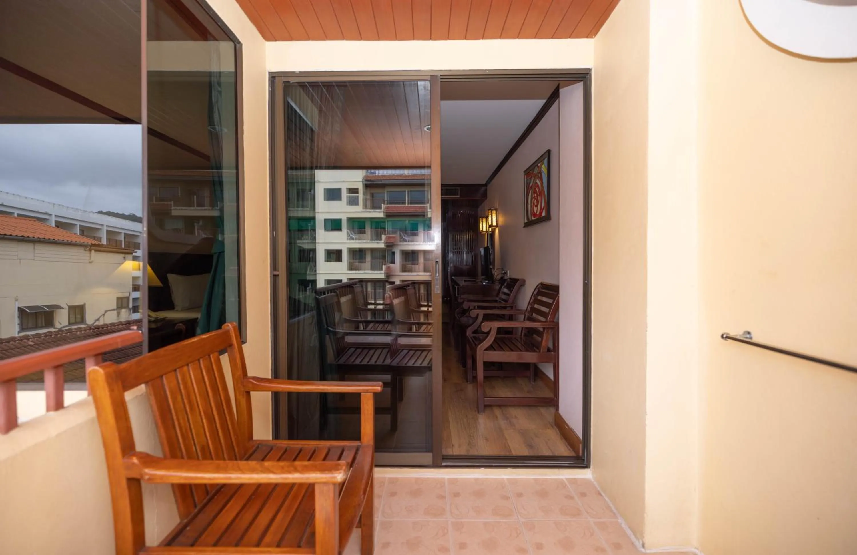 Baumanburi Hotel Patong