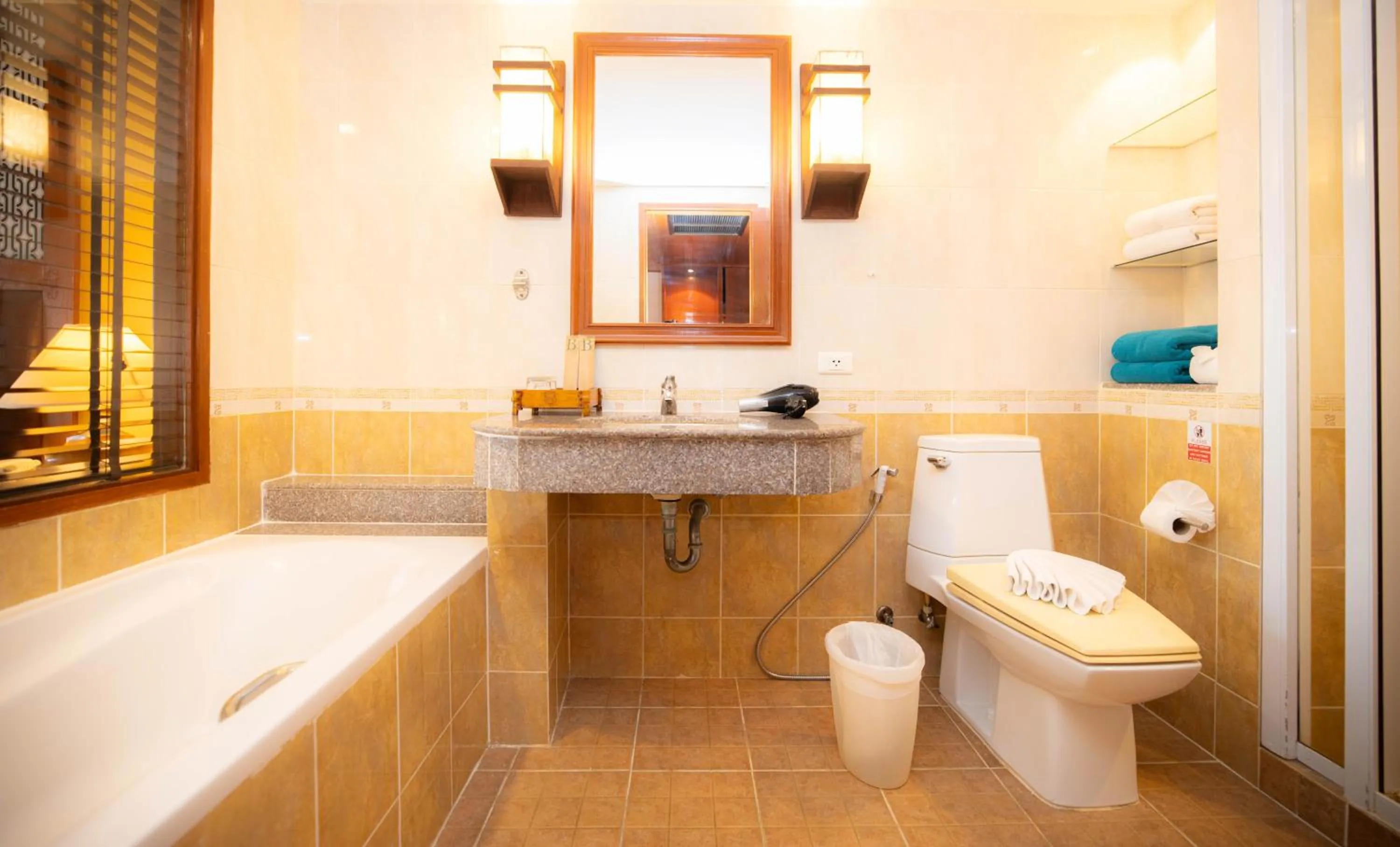 Baumanburi Hotel Patong