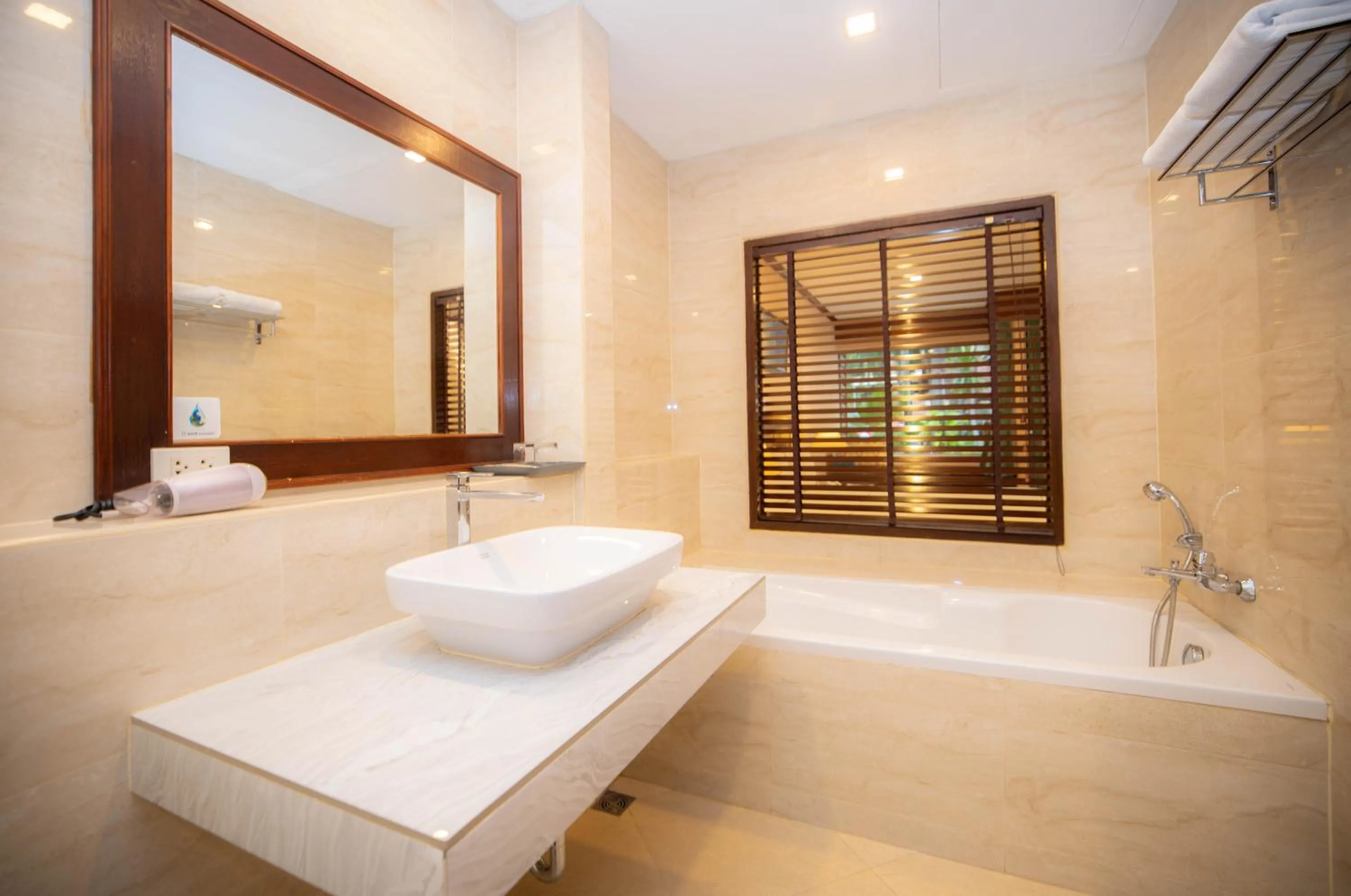 Baumanburi Hotel Patong