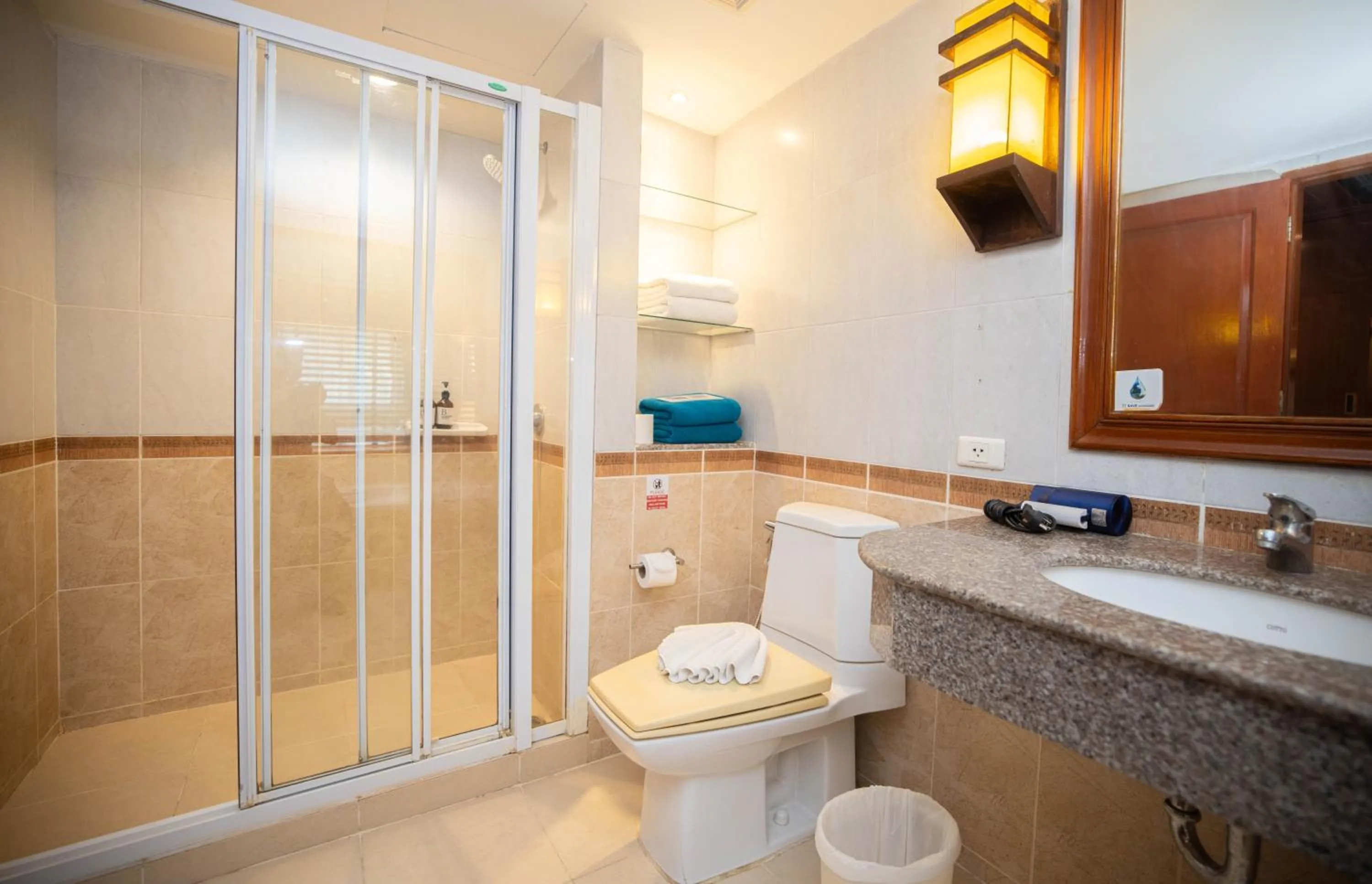 Baumanburi Hotel Patong