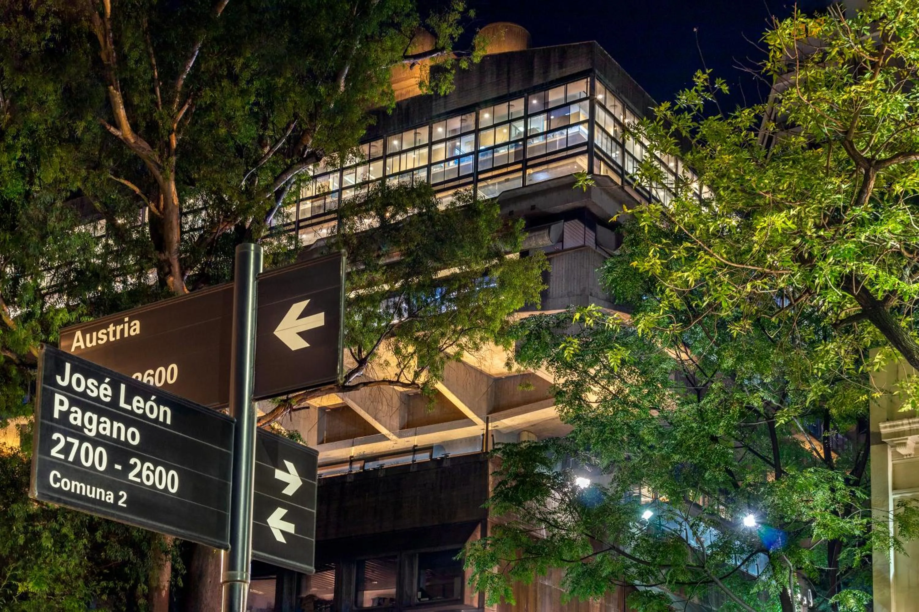 Nearby landmark in Up Recoleta Hotel