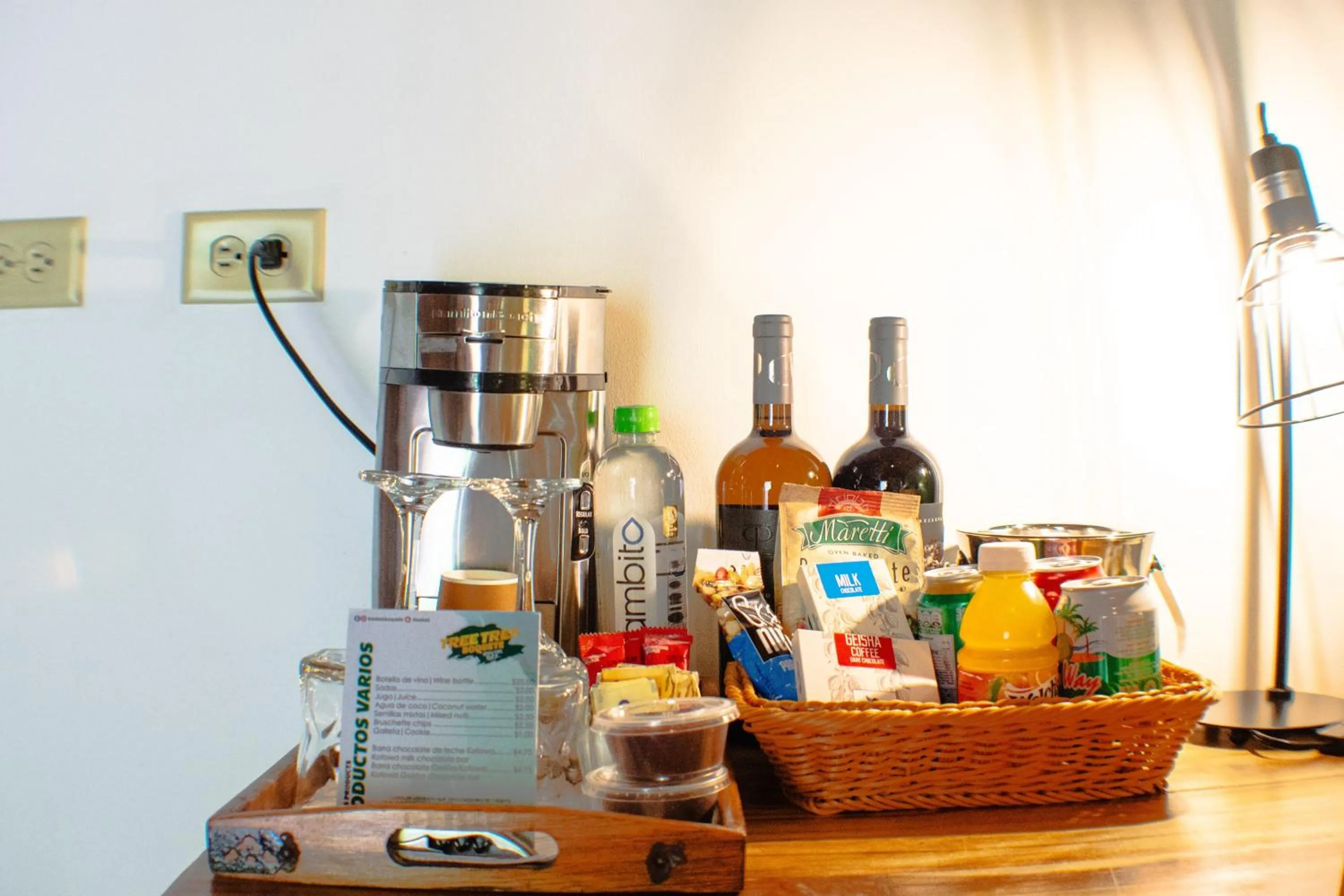 minibar in TREE TREK BOQUETE Adventure Park