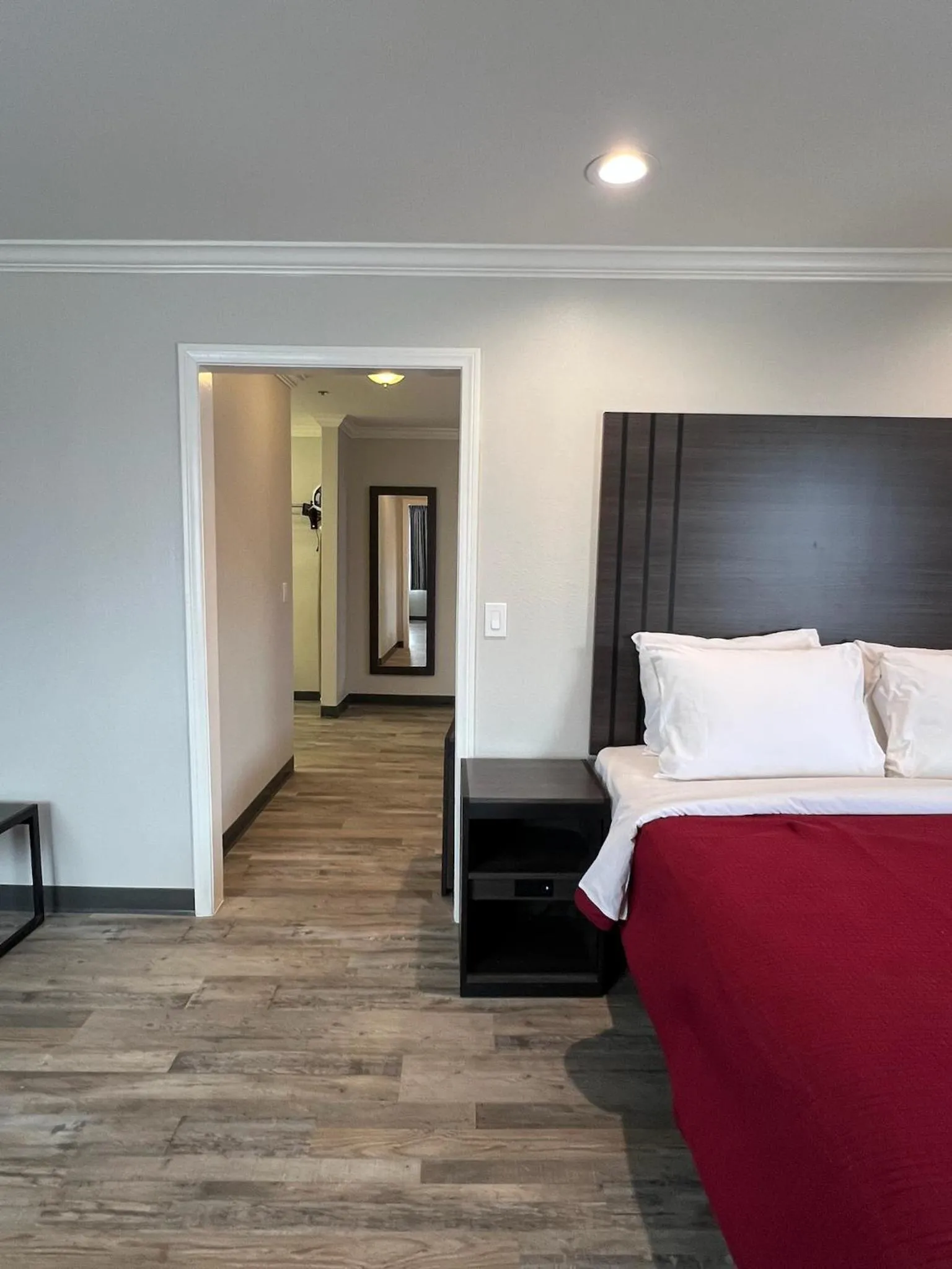 Bed in Cloud 9 Inn LAX