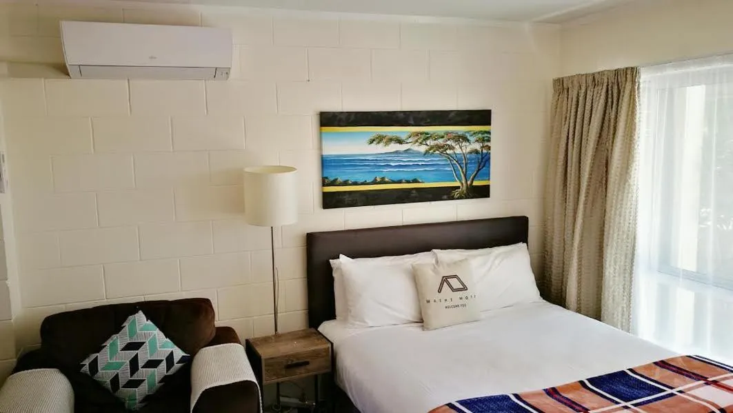 Bed in Waihi Motel