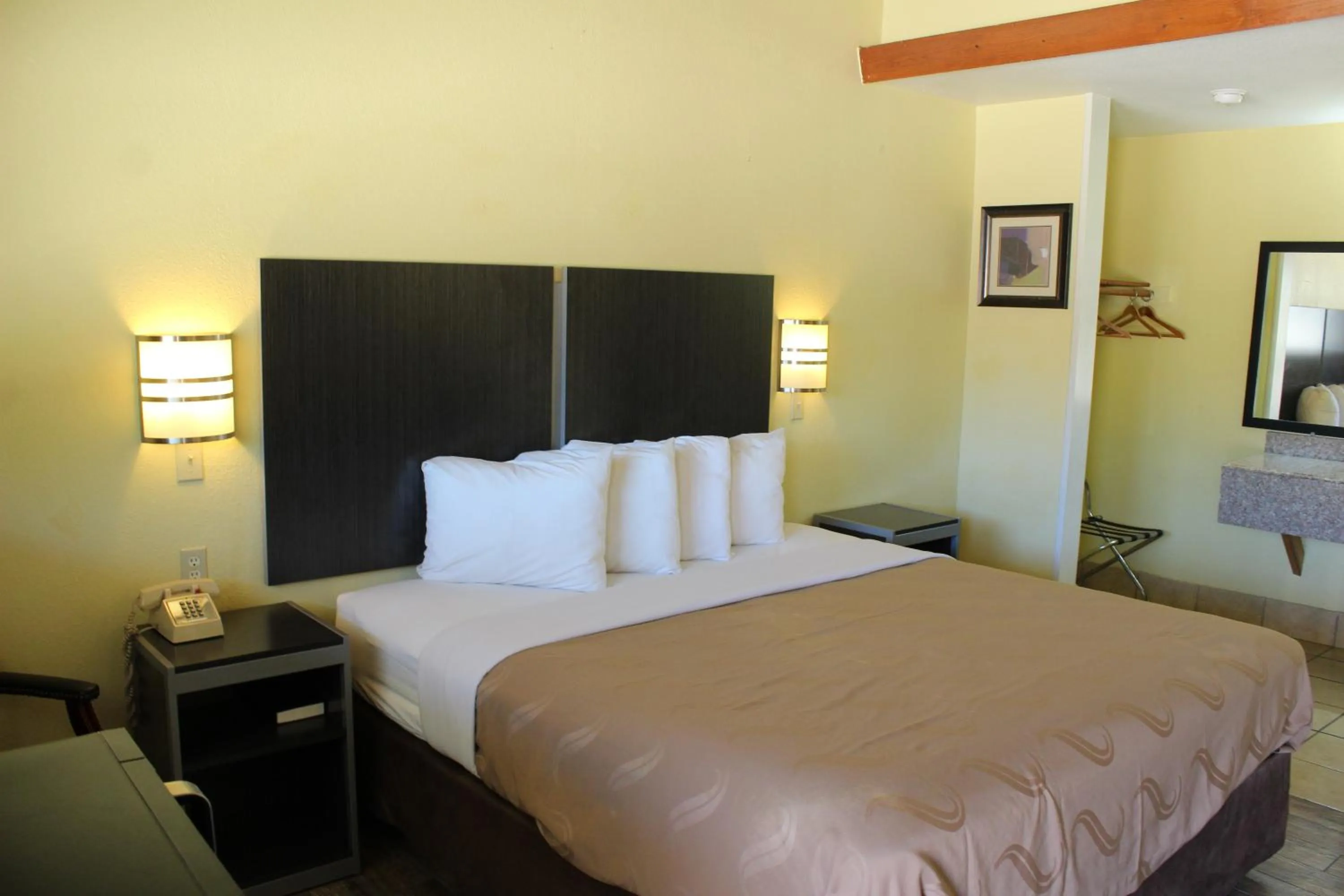 Bed in Evergreen Inn and R.V.