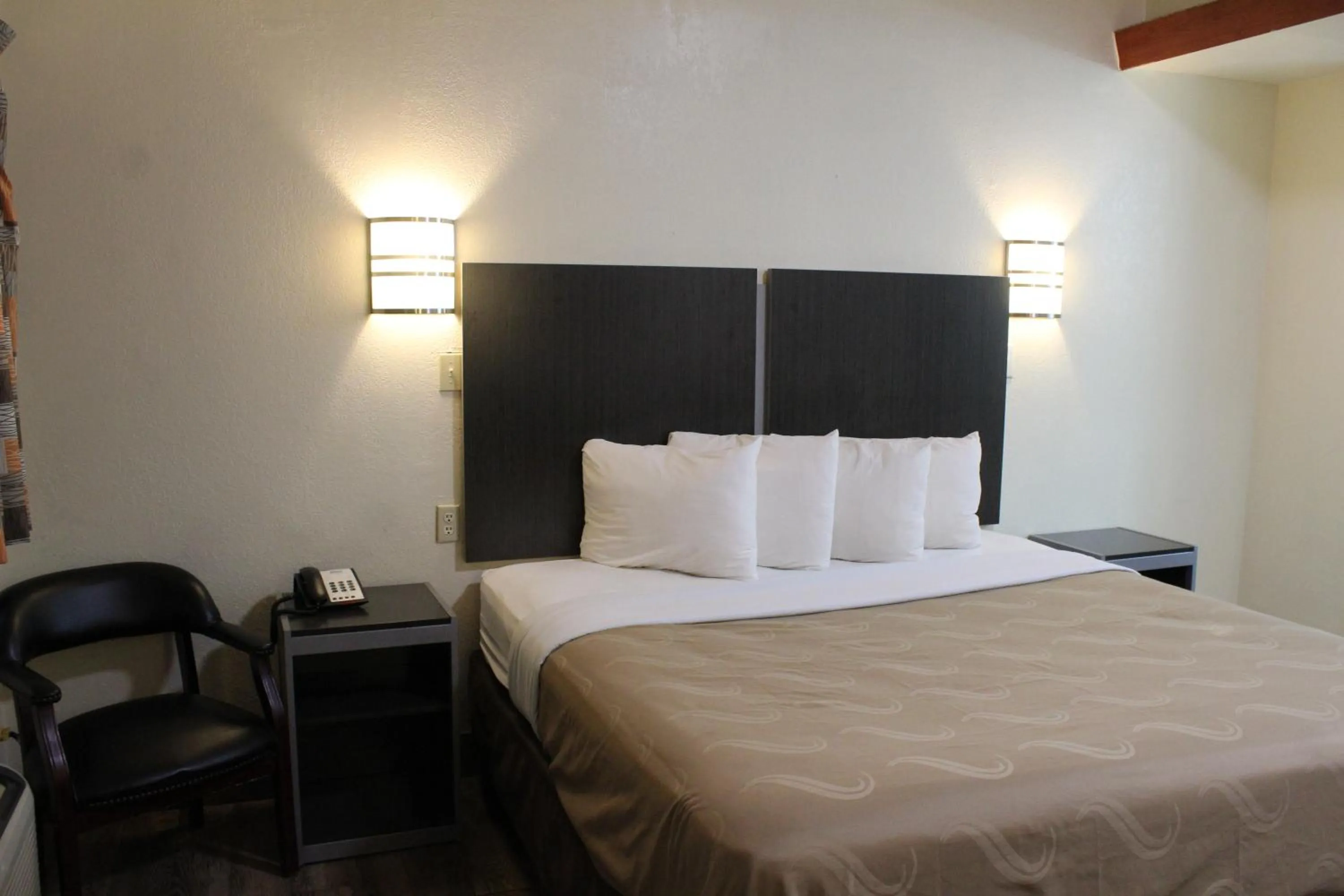 Bed in Evergreen Inn and R.V.