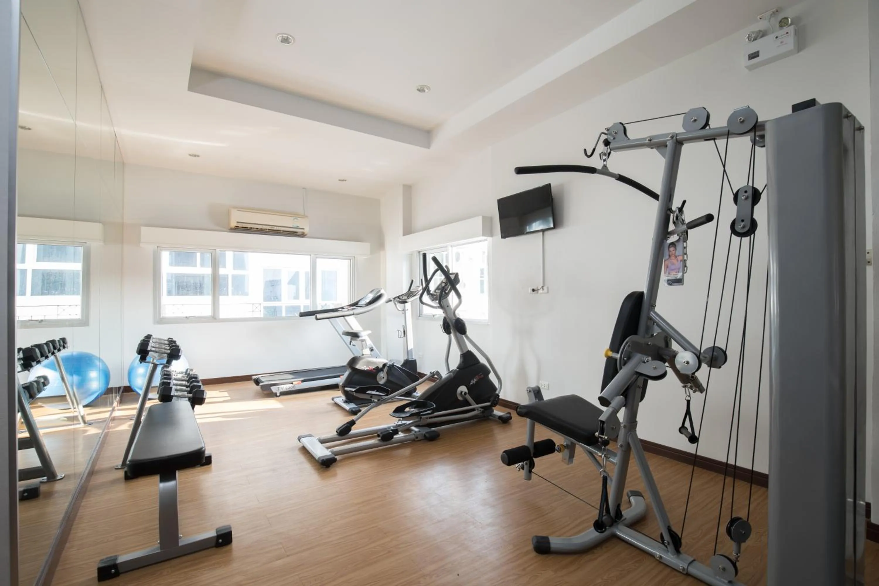 Fitness centre/facilities in Journeyhub Pattaya Central