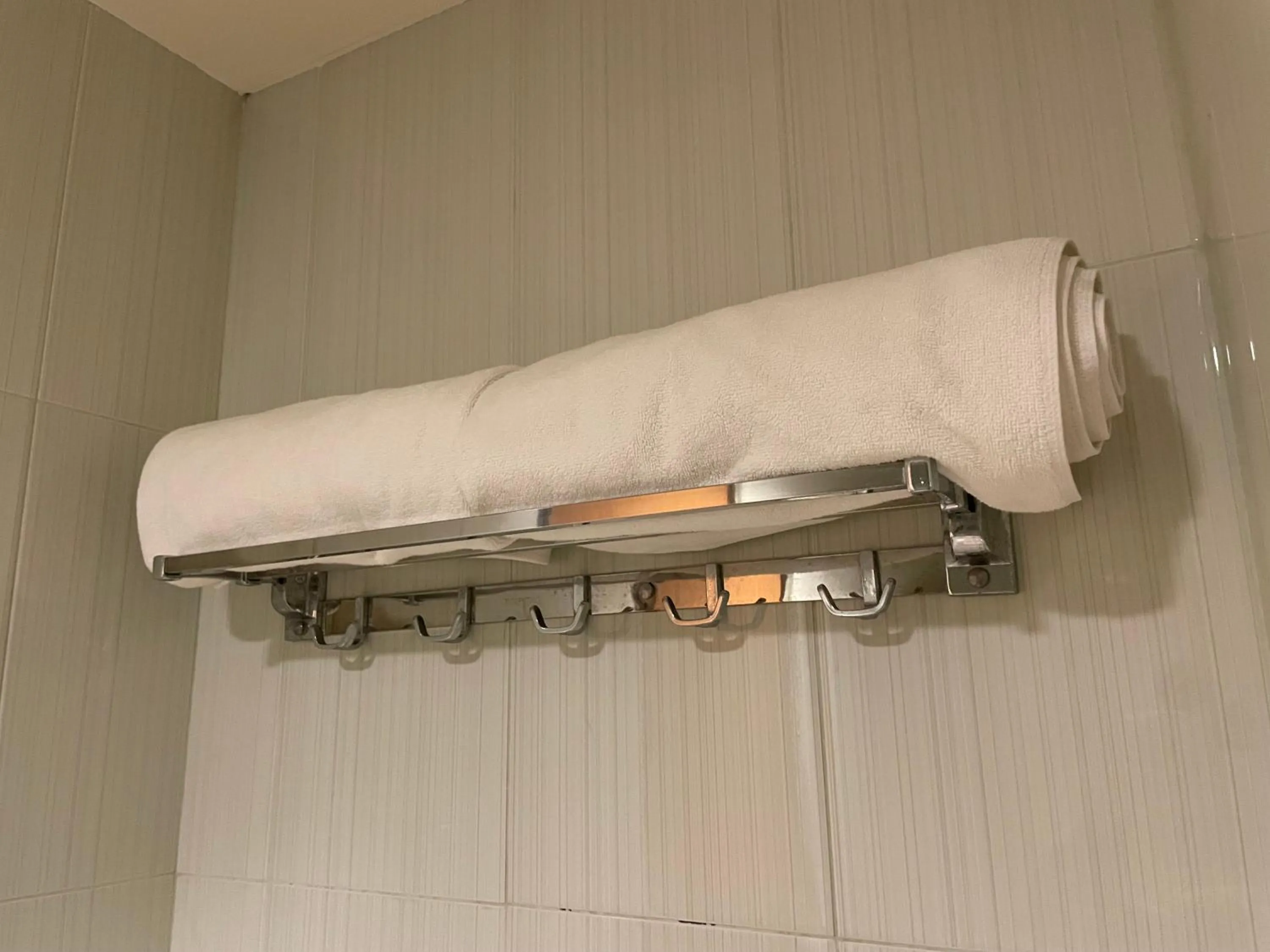 Bathroom in Jolin Hotel Makassar