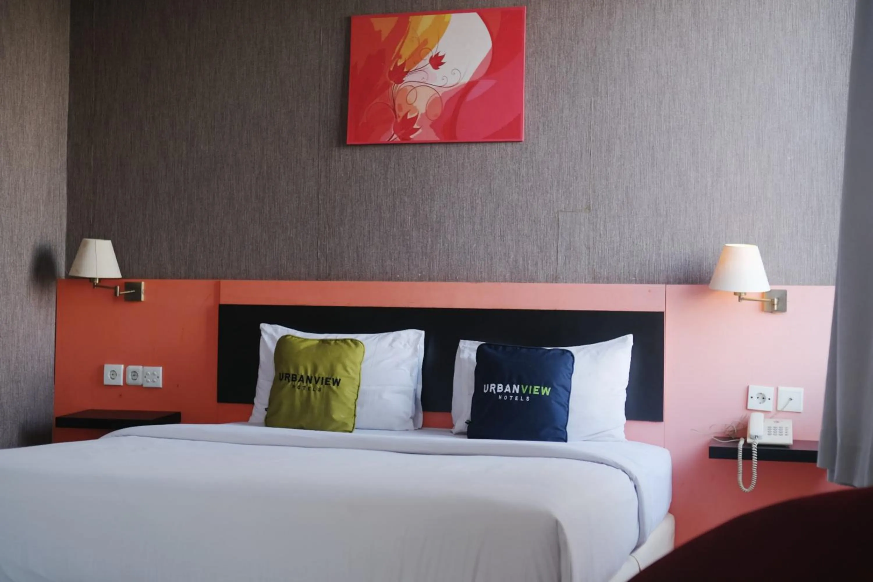 Bedroom, Bed in Urbanview Hotel Asyra Makassar