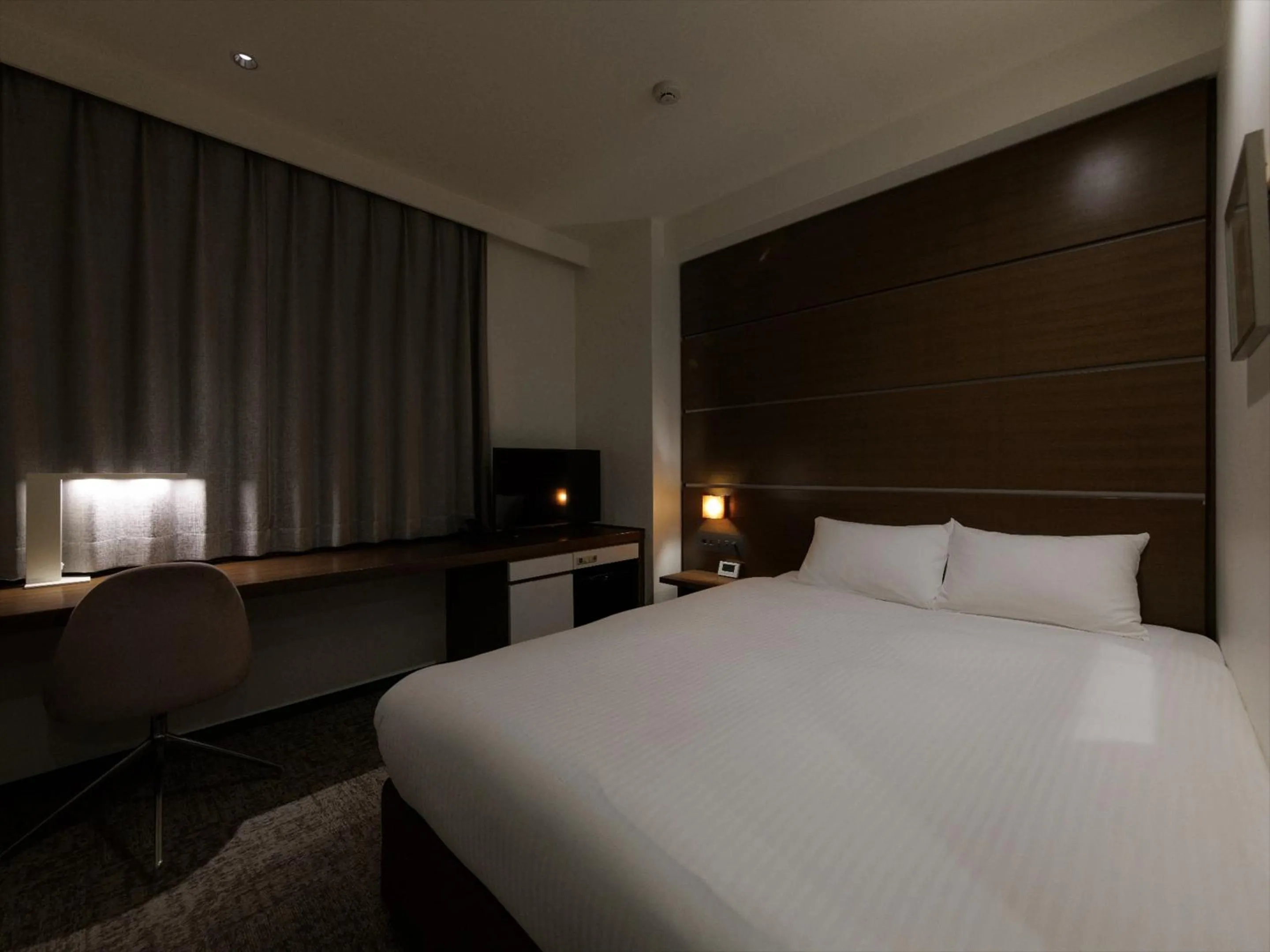 Photo of the whole room, Bed in JR Kyushu Hotel Kagoshima
