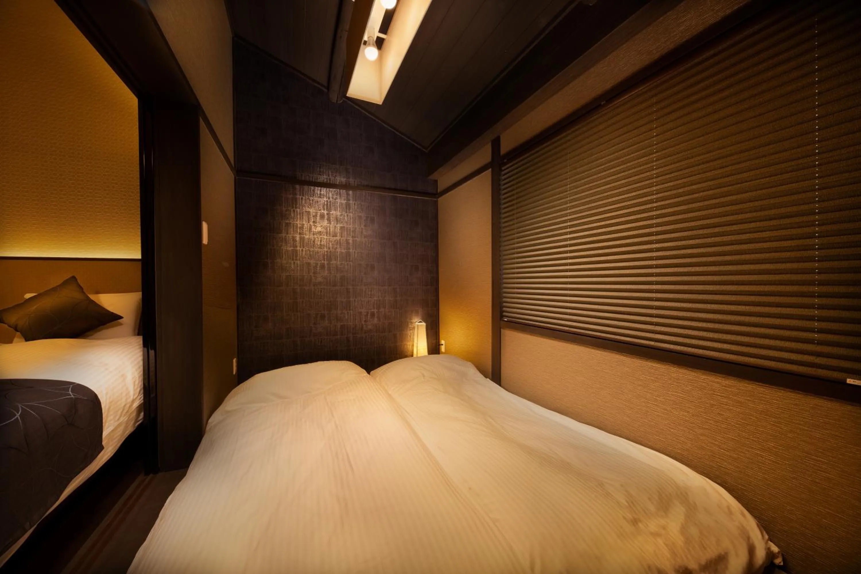 Photo of the whole room, Bed in Tsumugi Kiyomizugojo