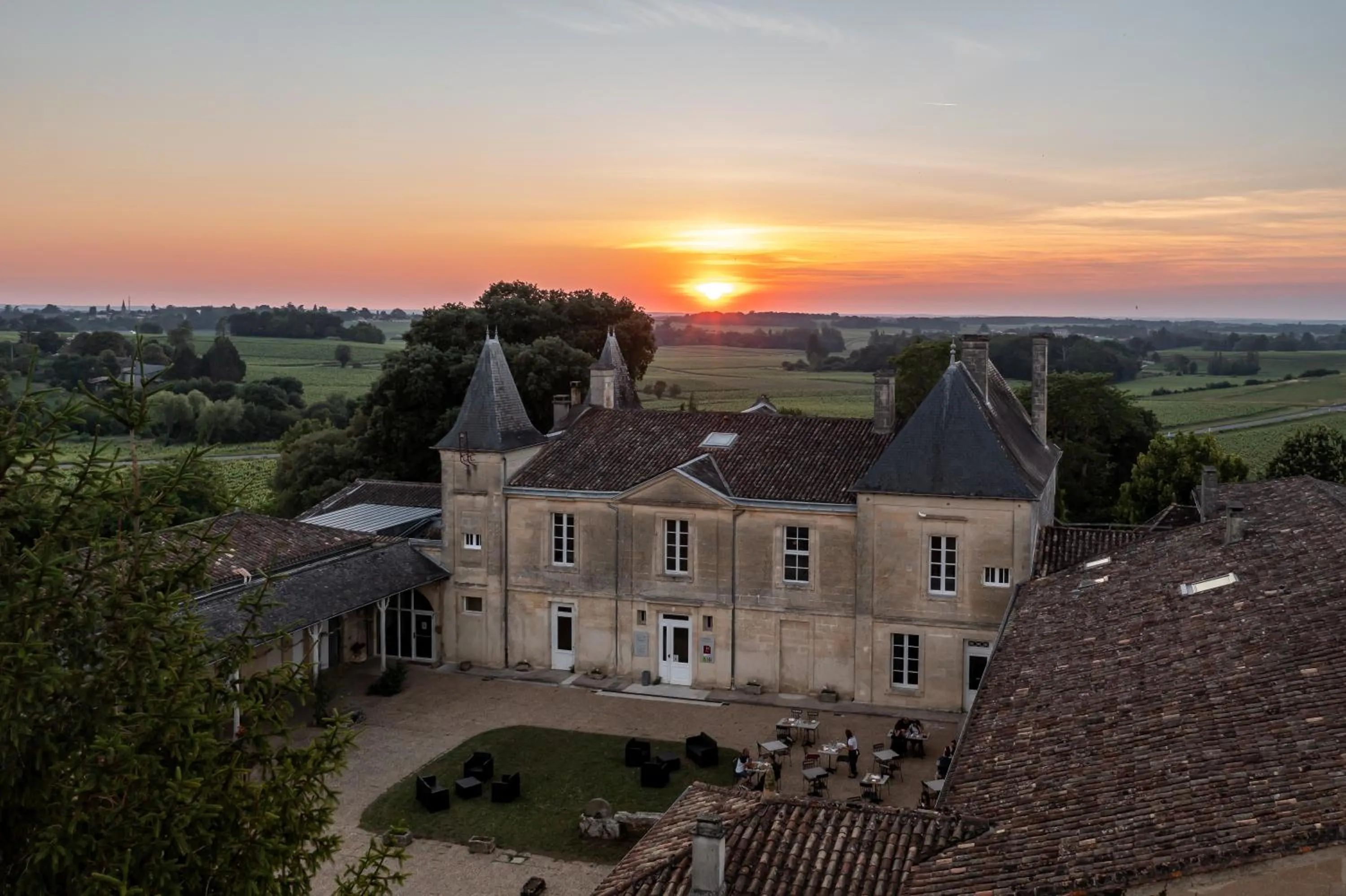 Property building in Demeures & Château - Fleur de Roques - Puisseguin Saint Emilion