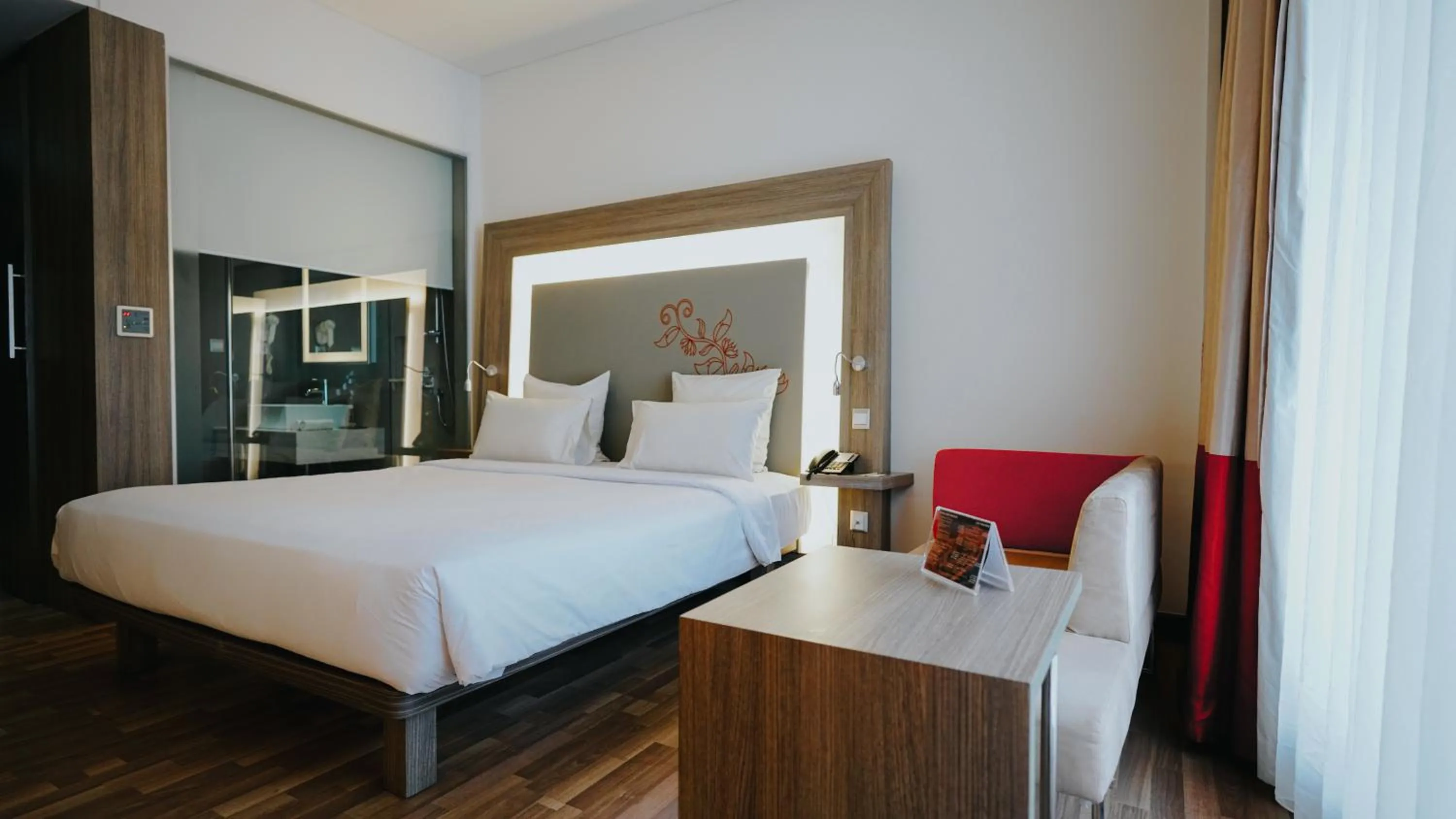 Bed in Novotel Banjarmasin Airport