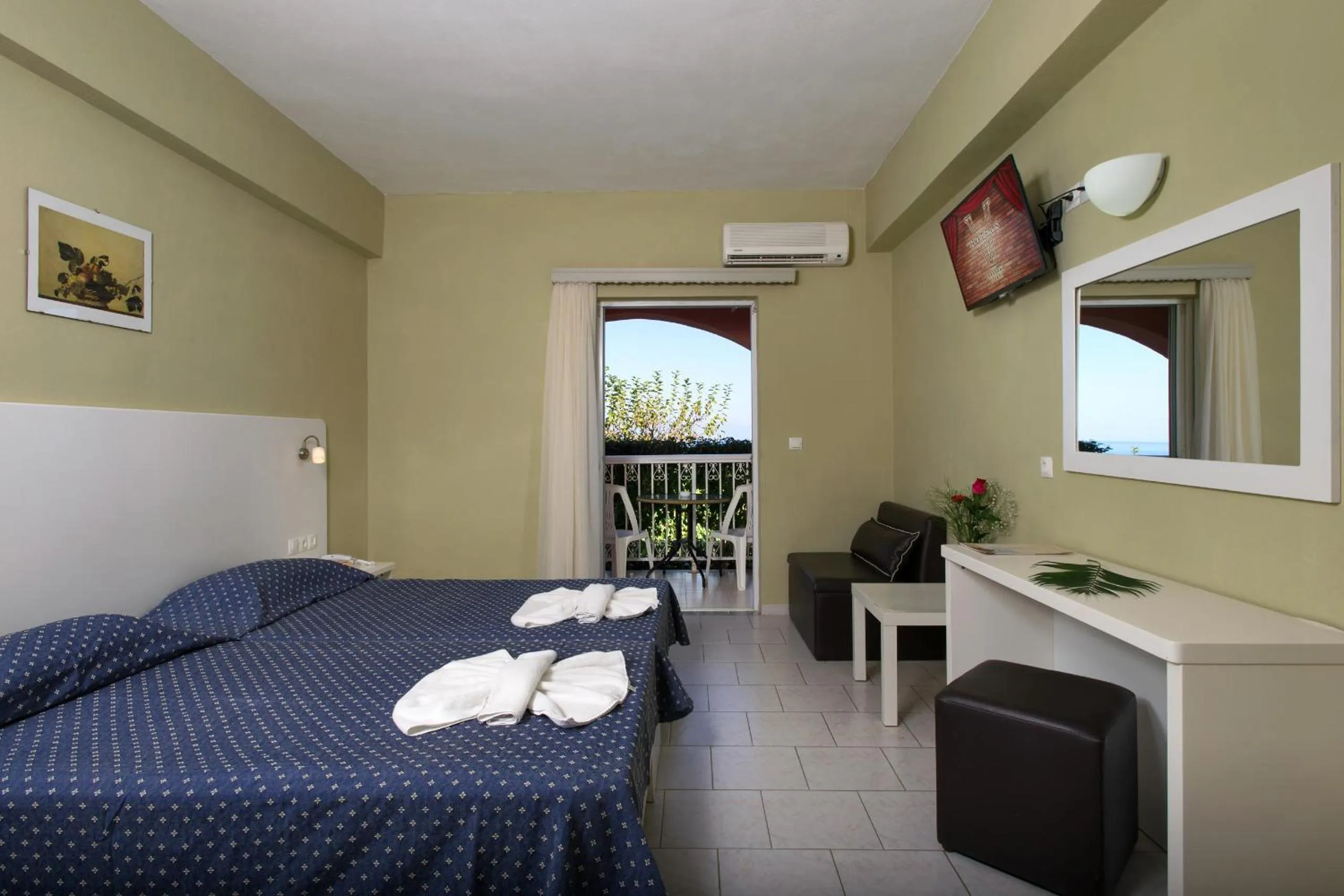 TV and multimedia, Bed in Panorama Sidari