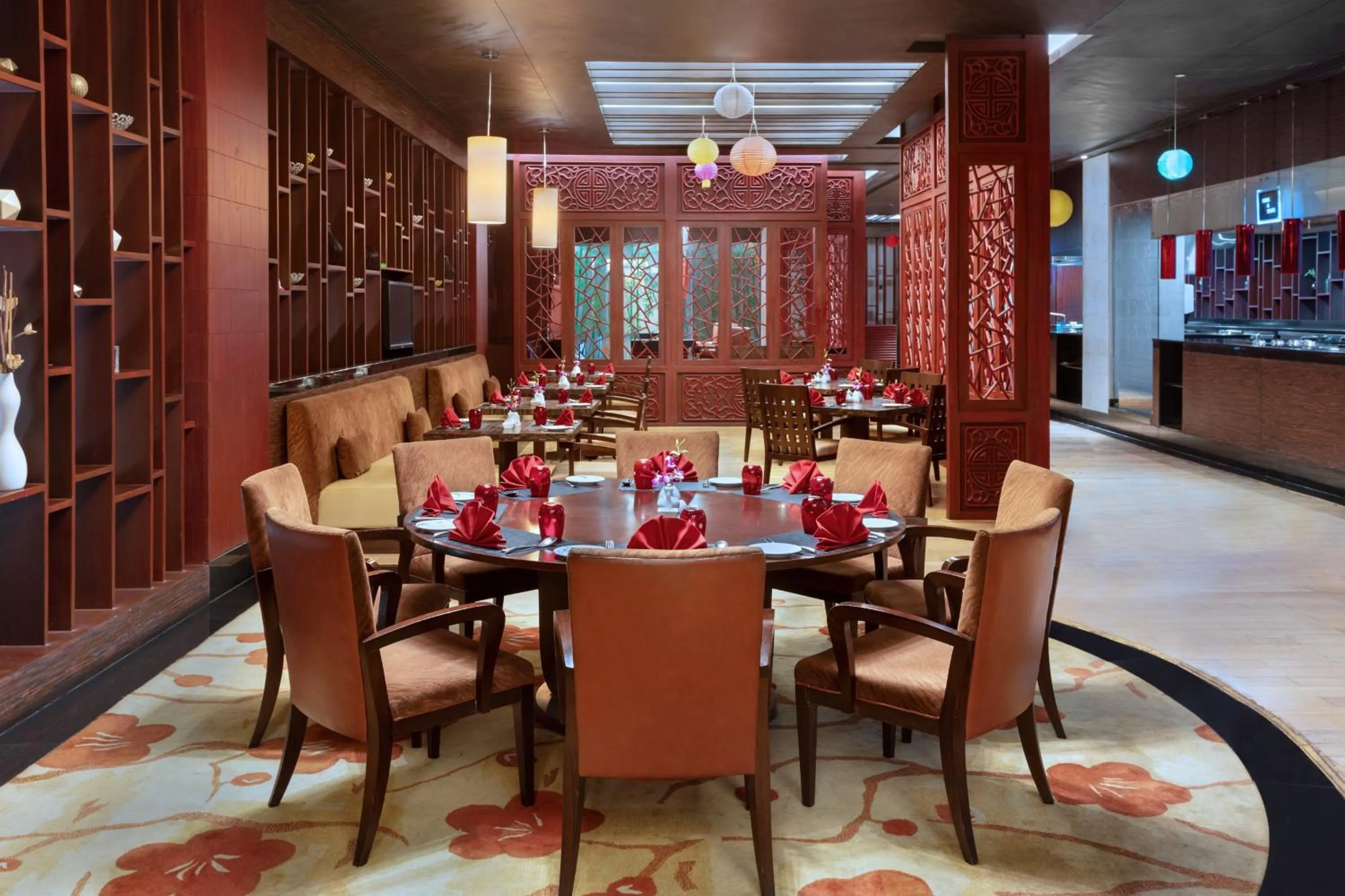 Restaurant/places to eat in Le Meridien Coimbatore