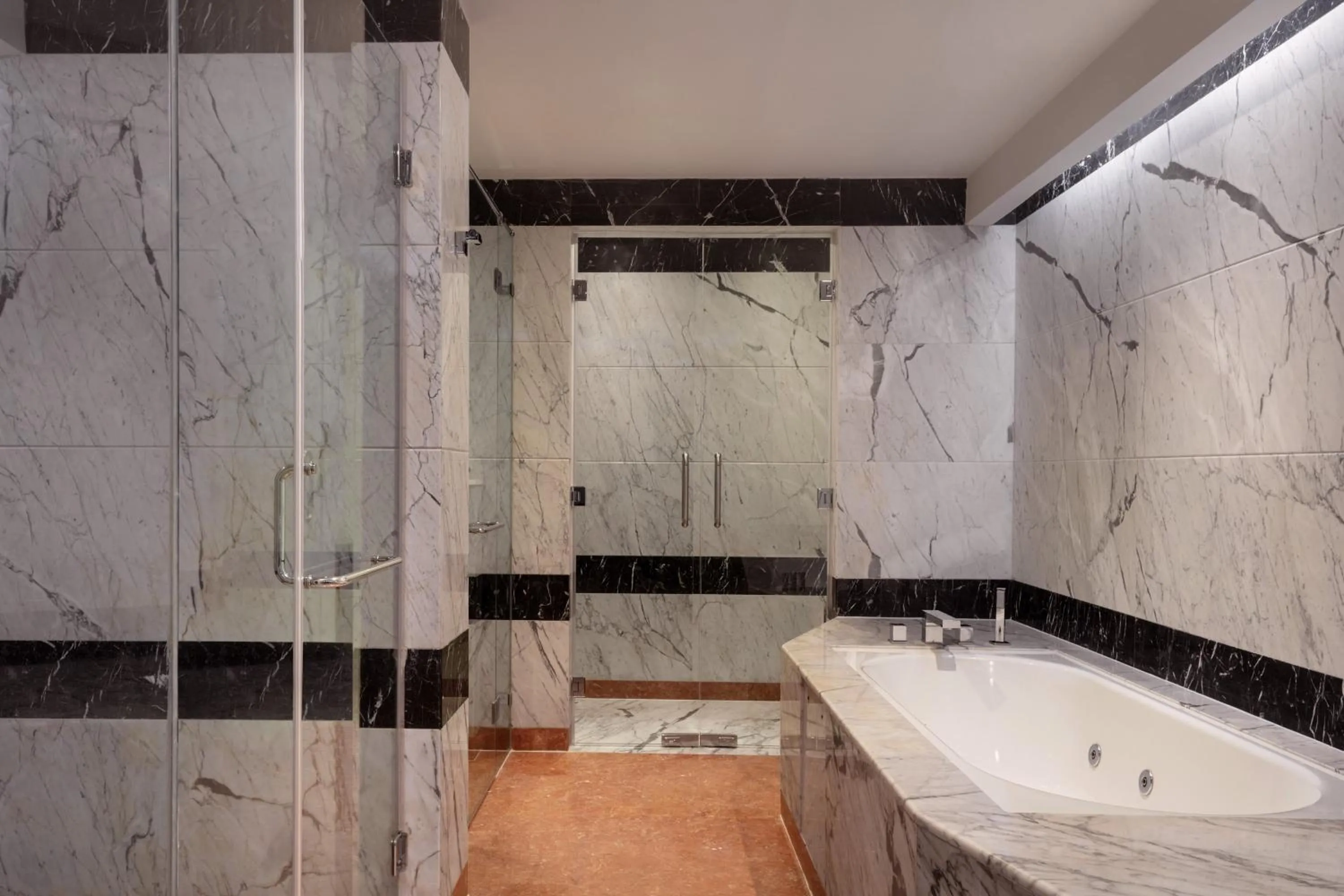 Bathroom in Le Meridien Coimbatore