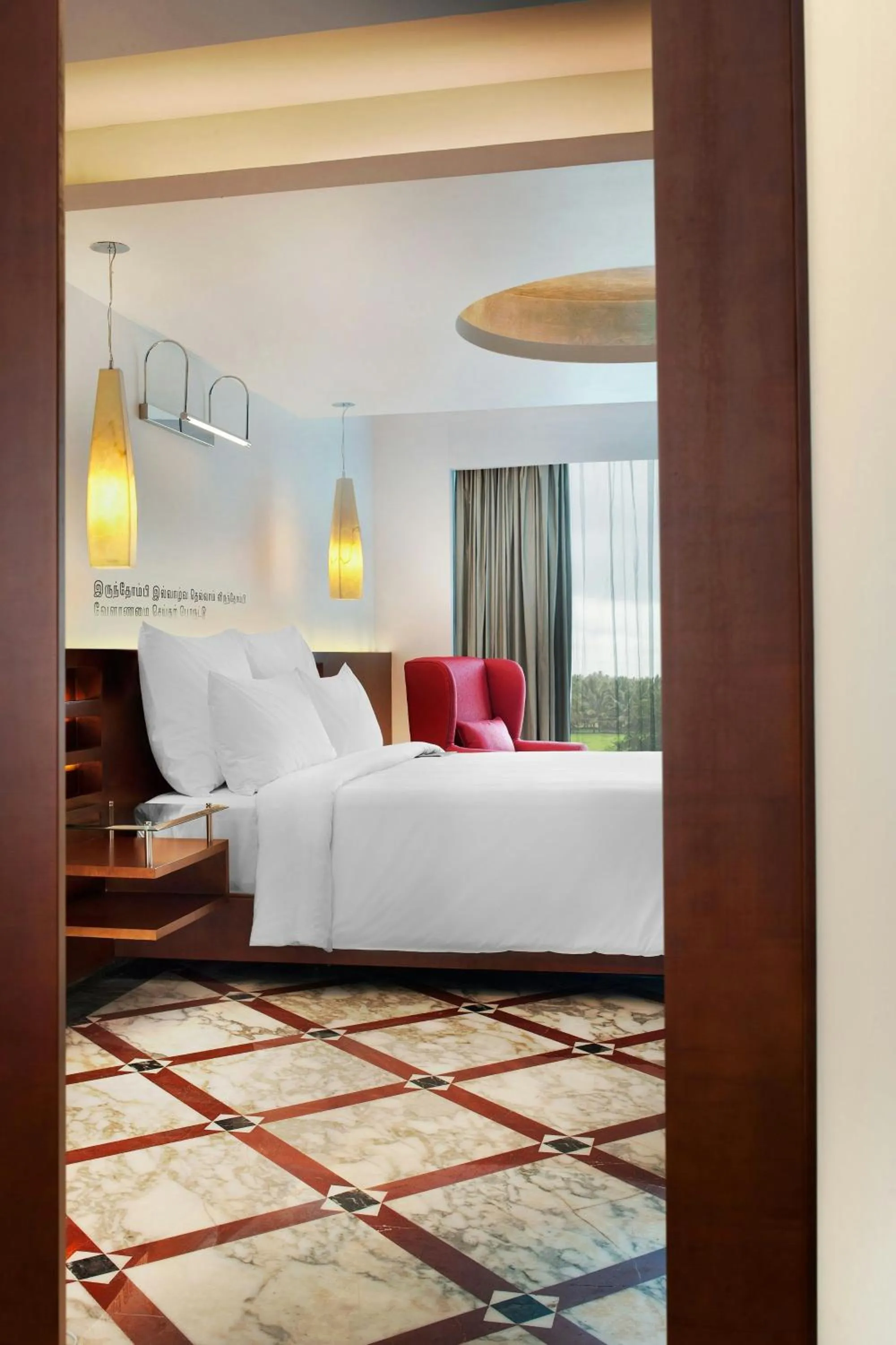 Bedroom, Bed in Le Meridien Coimbatore