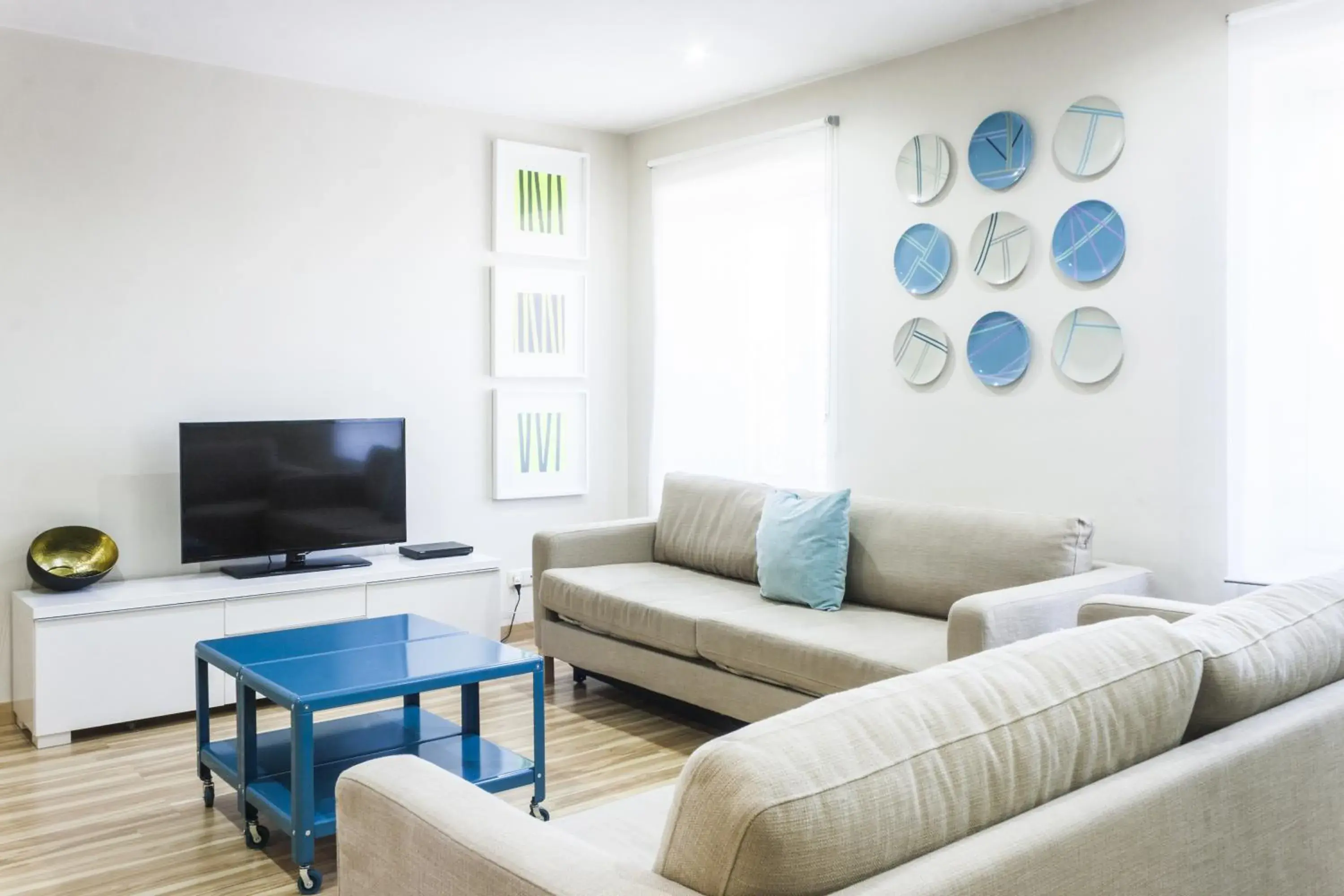 Two-Bedroom Apartment (8 Adults) in Mola Suites Two-Bedroom Apartment (8 Adults) in Mola Suites