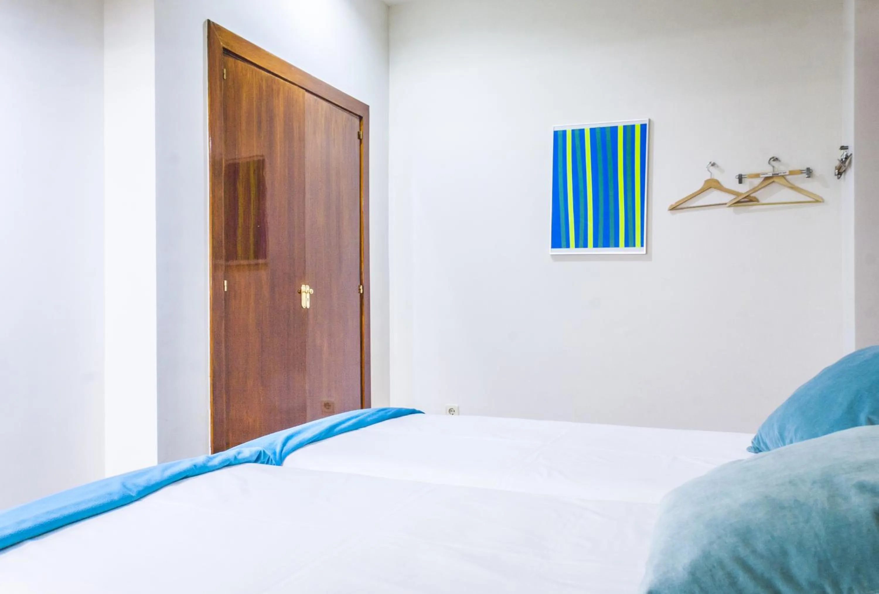 Bedroom, Bed in Mola Suites