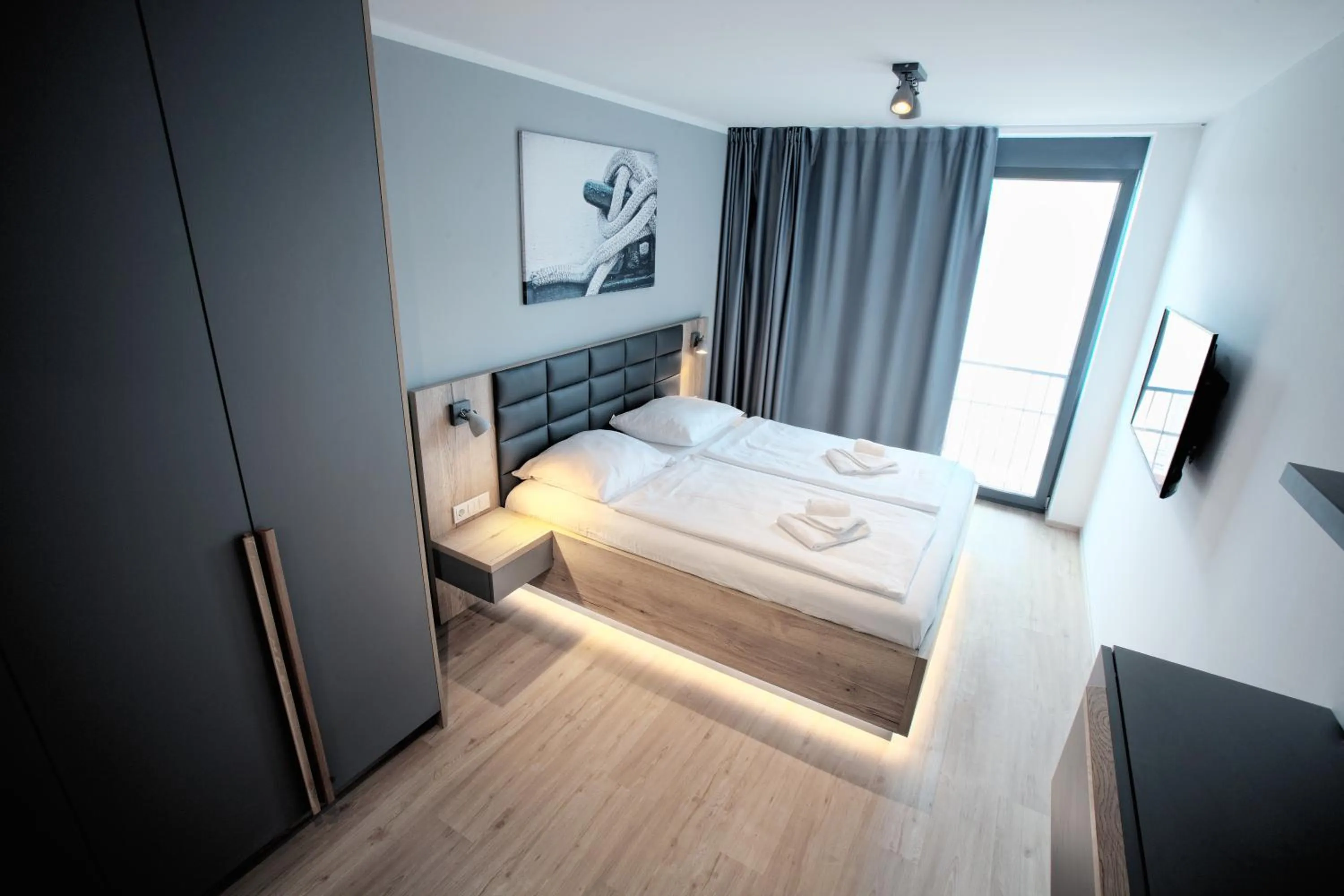 Bed in Marina Apartments Regensburg