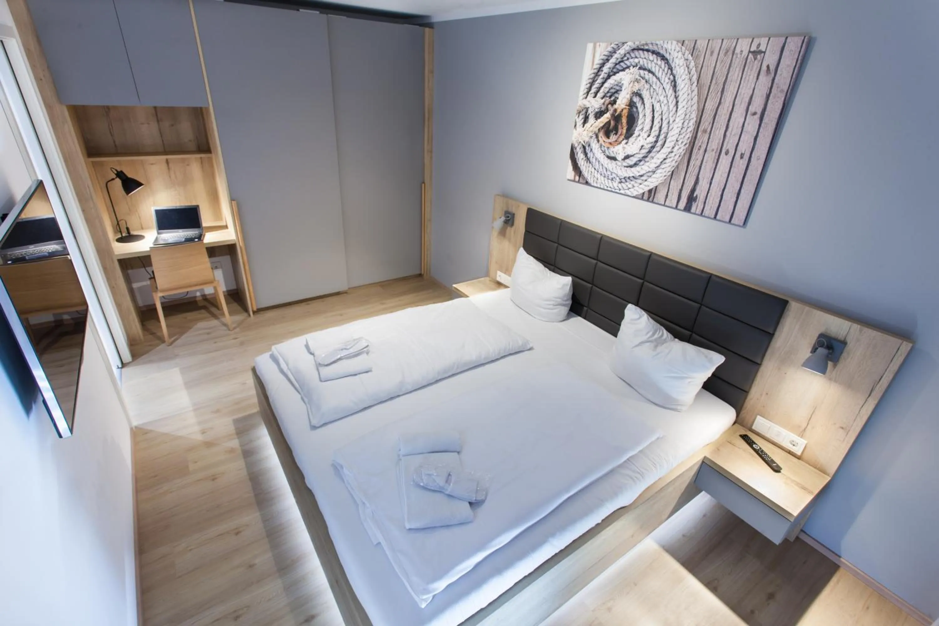 Bed in Marina Apartments Regensburg