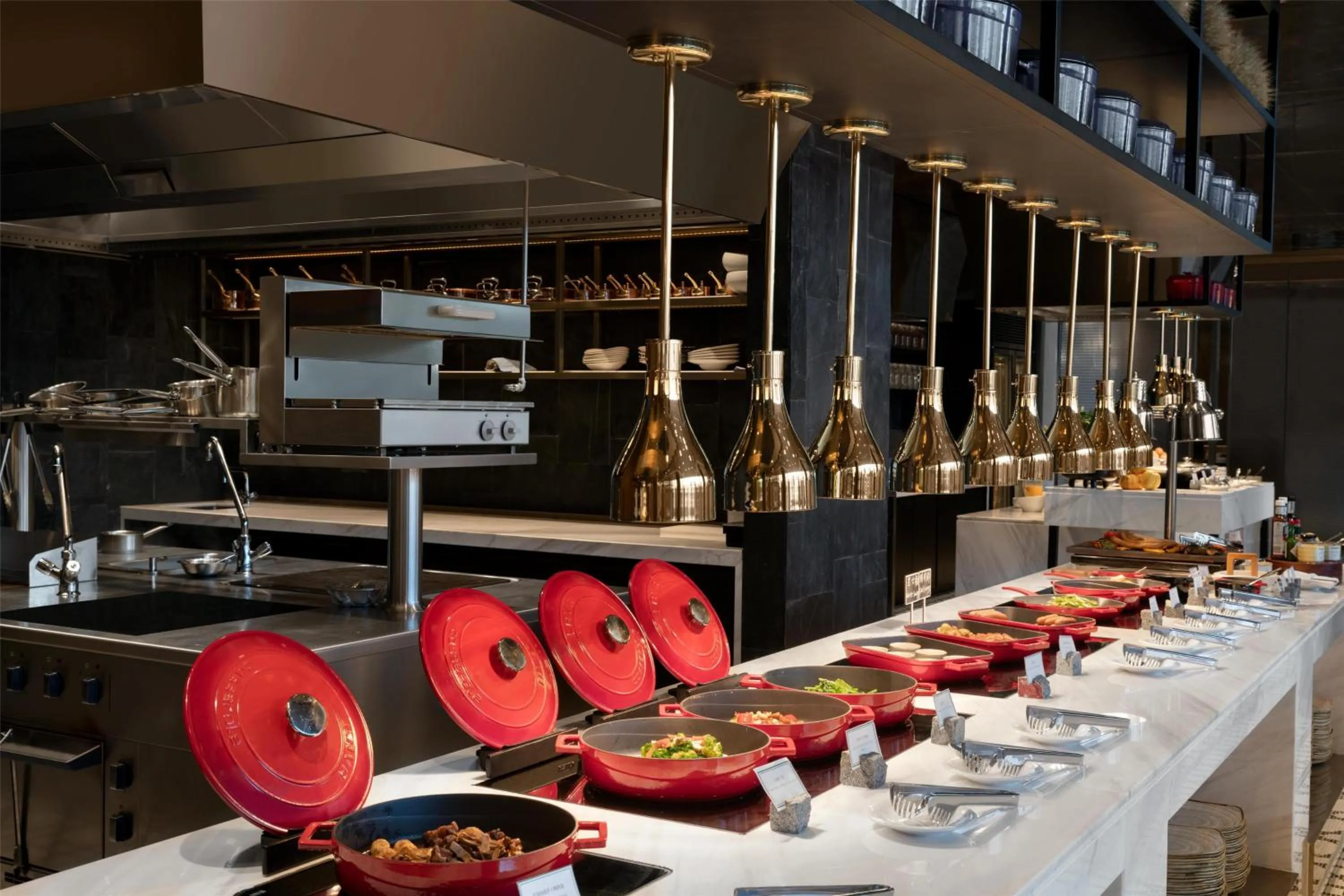 Kitchen or kitchenette in Kempinski Hotel Hangzhou