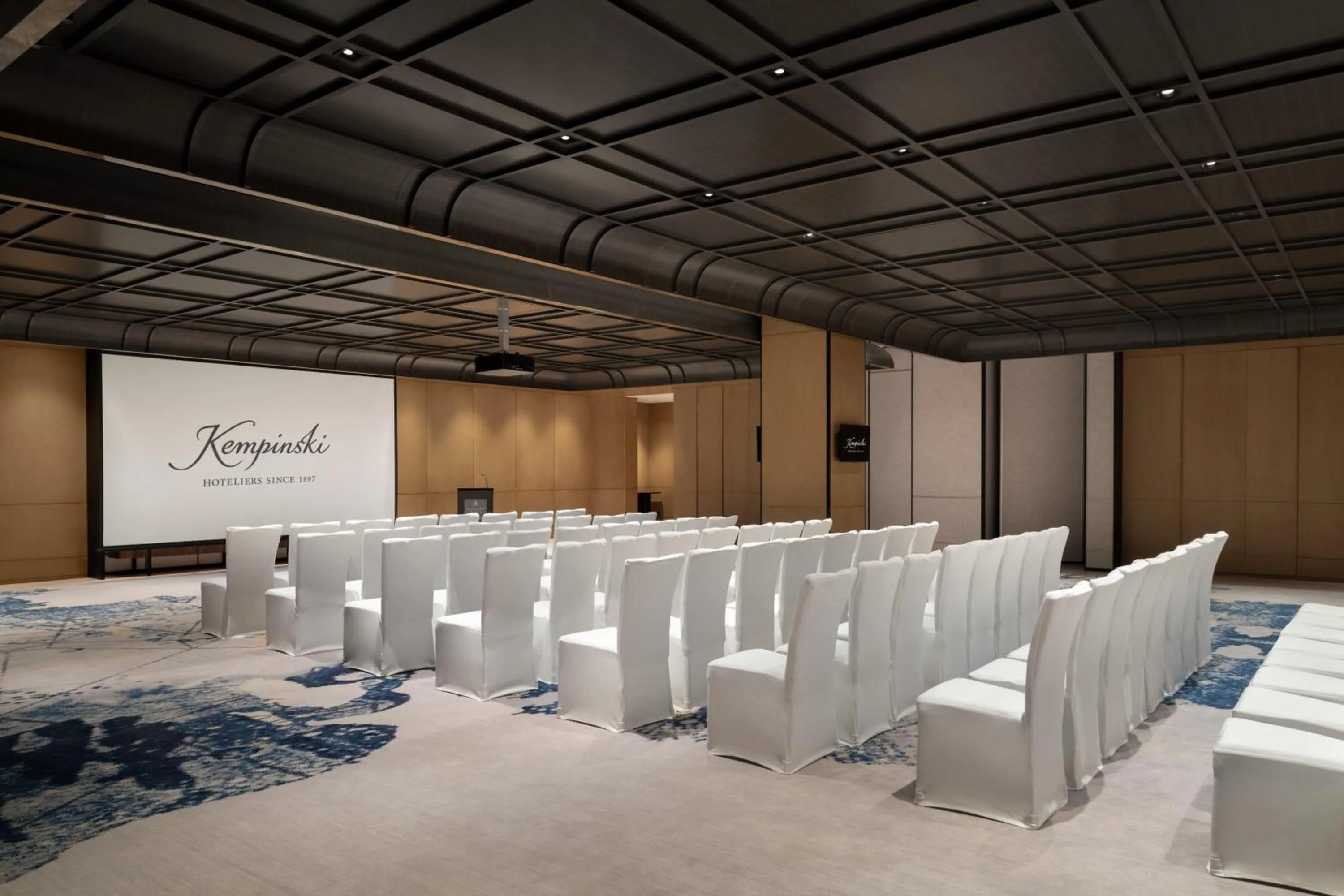Meeting/conference room in Kempinski Hotel Hangzhou