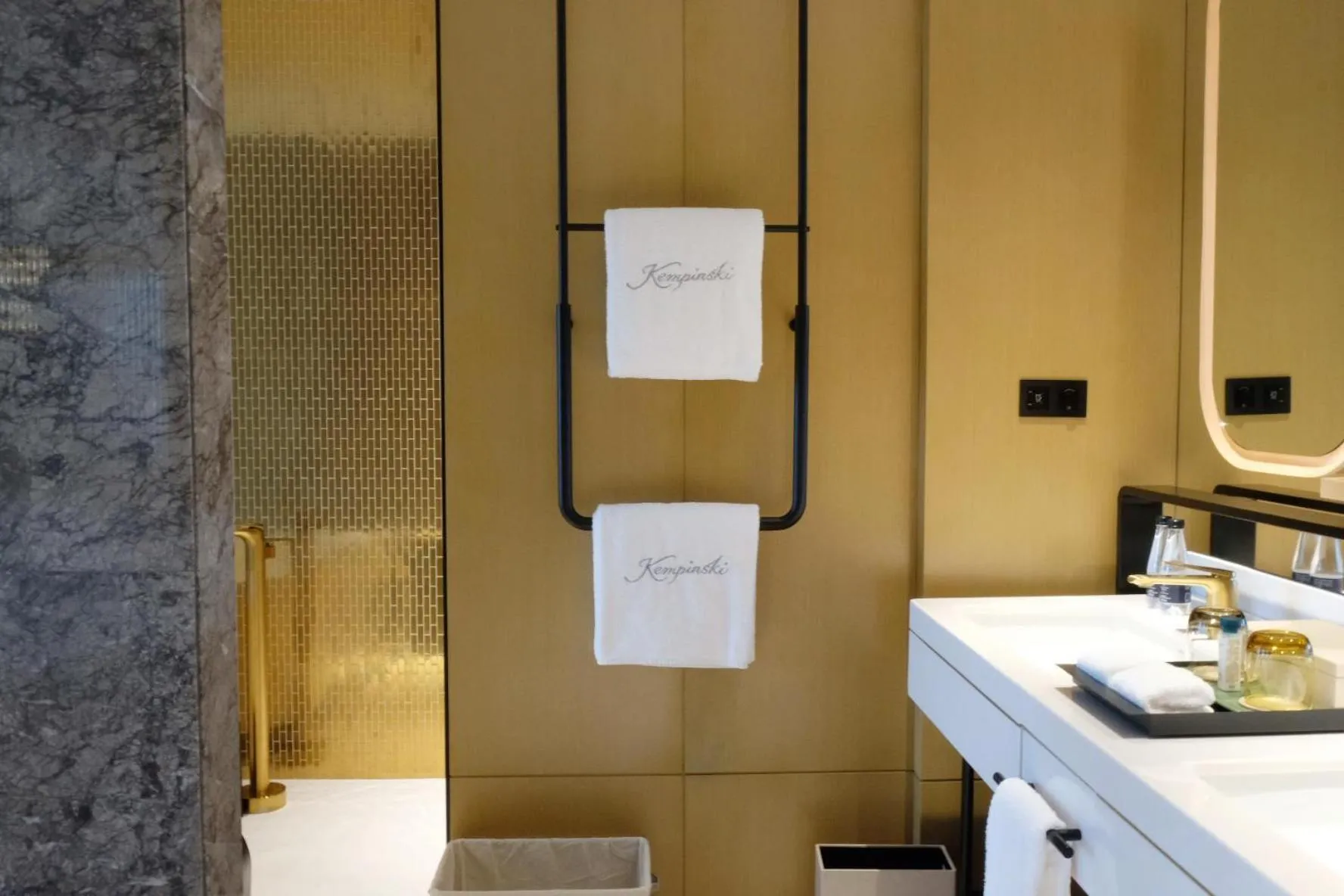 Bedroom in Kempinski Hotel Hangzhou