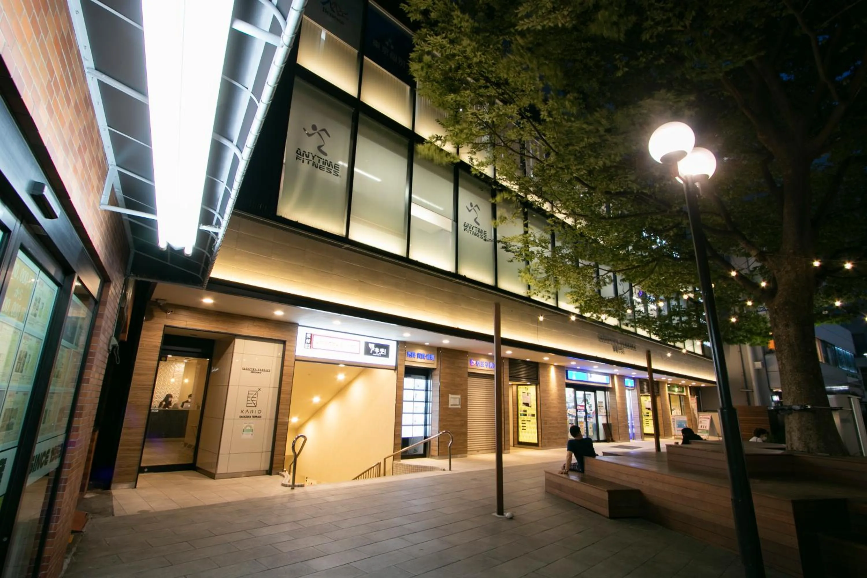 Property building in KARIO Sasazuka