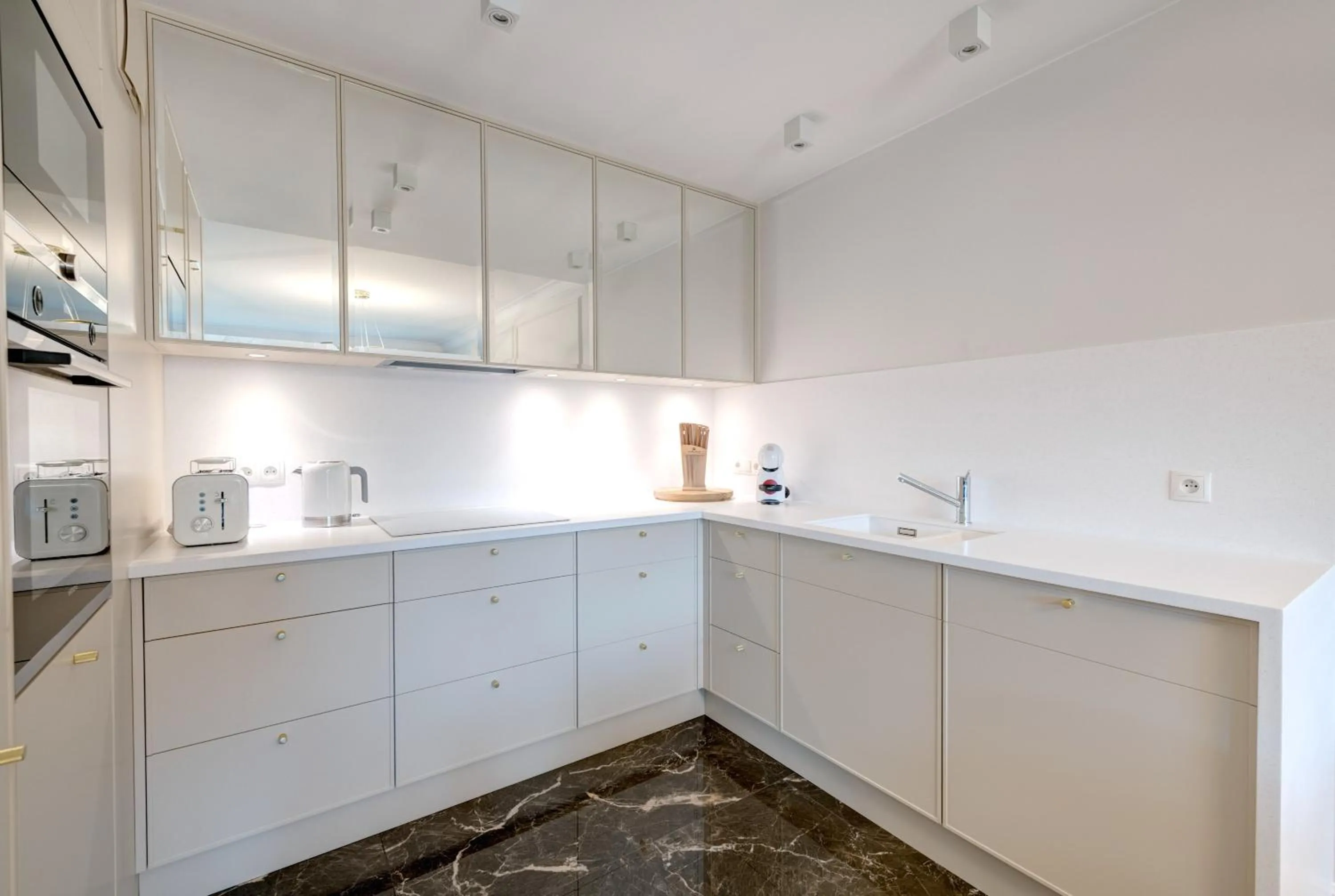 Kitchen or kitchenette in Dom & House - Apartments Winter Residence
