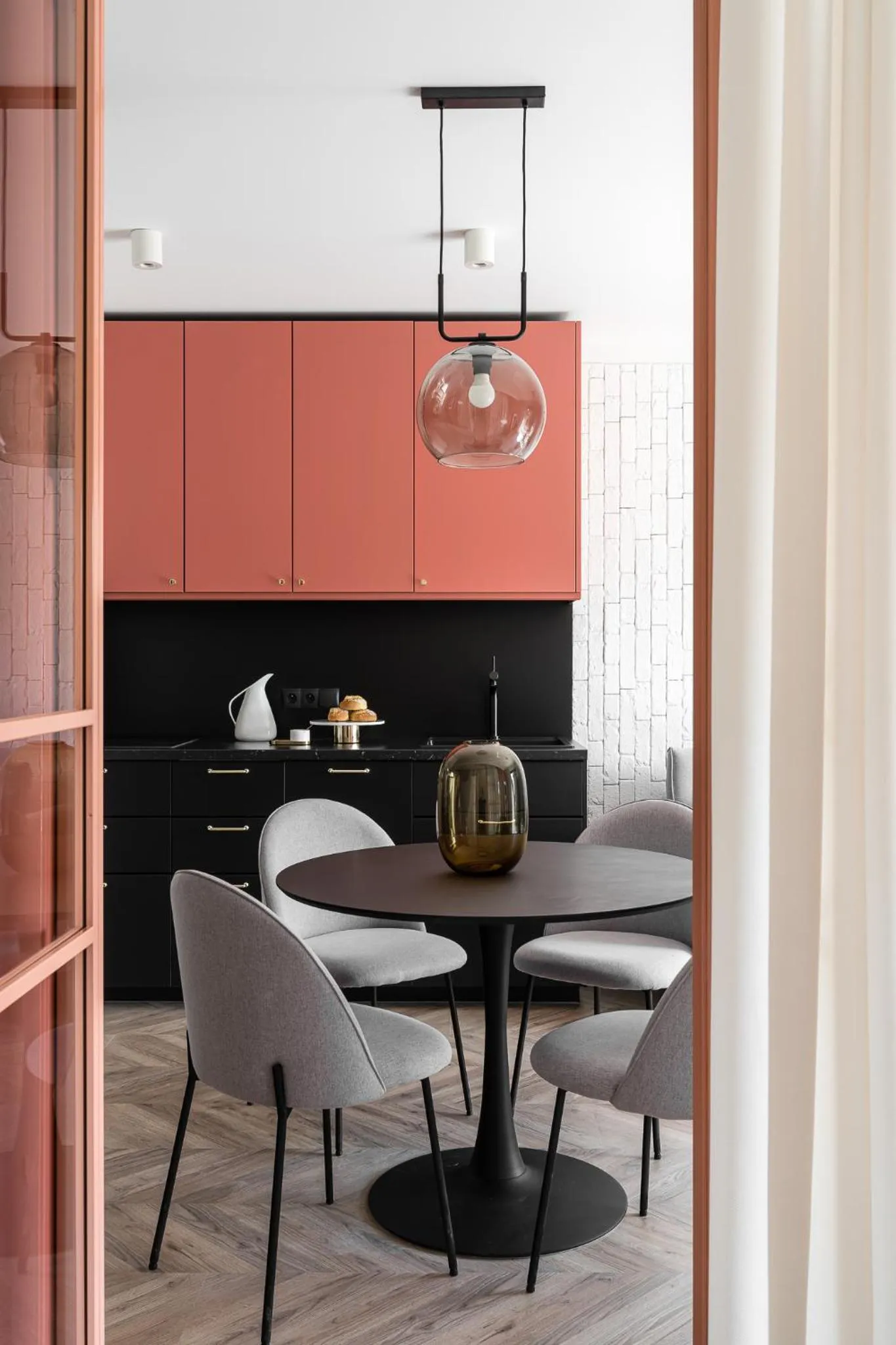 Kitchen or kitchenette in Dom & House - Apartments Winter Residence