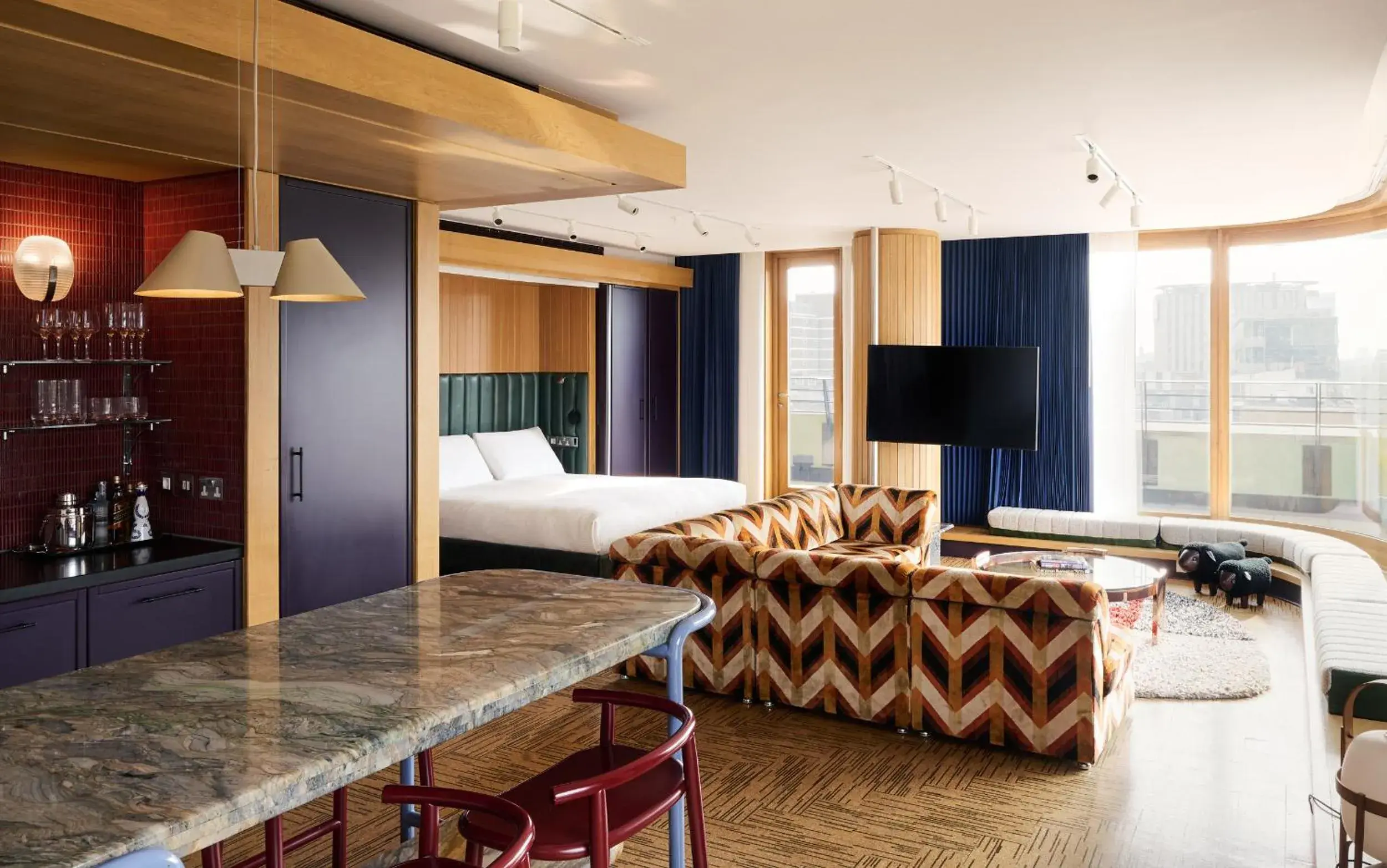 Deluxe Studio Suite with Wraparound Terrace in The Standard London Deluxe Studio Suite with Wraparound Terrace in The Standard London