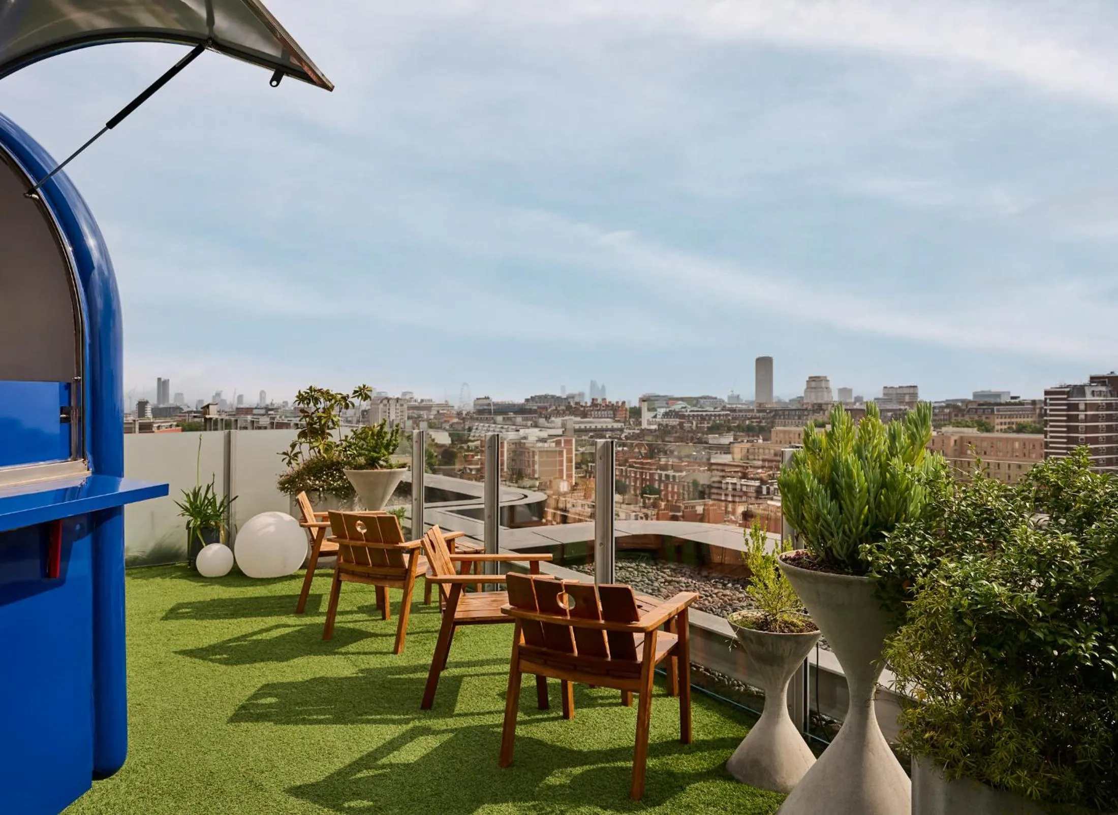 Lounge or bar in The Standard London